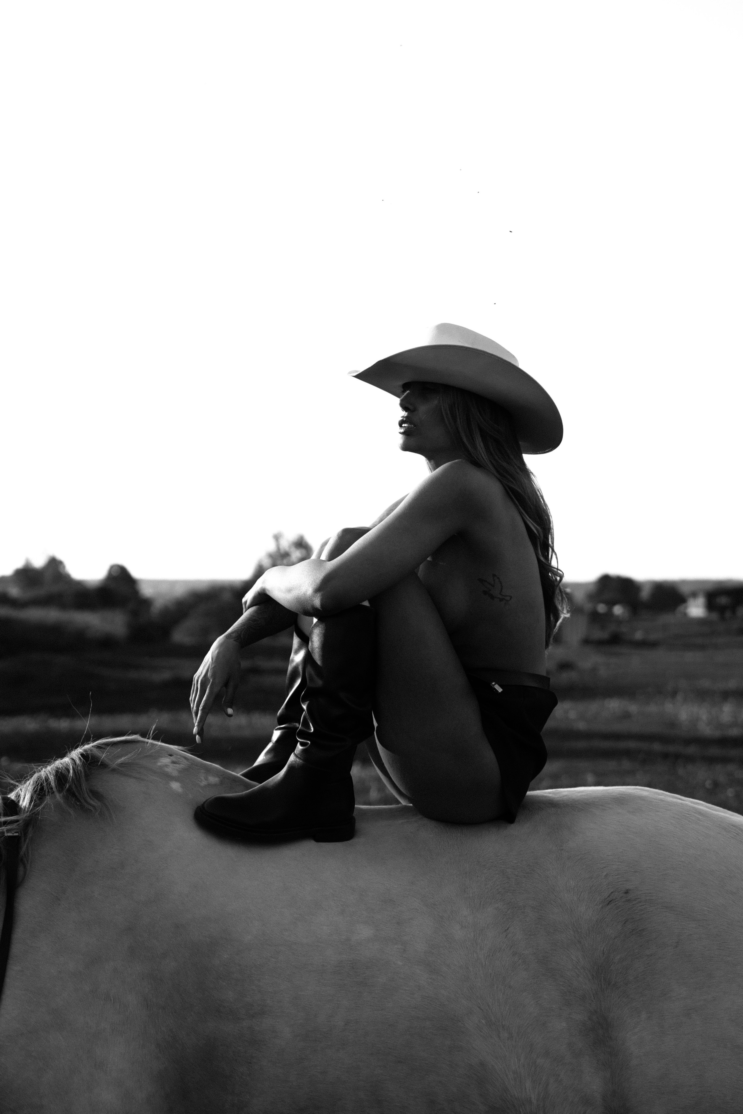 ЧЕРНО-БЕЛЫЕ. Коммерческий фотограф в Москве Андрей Шапар