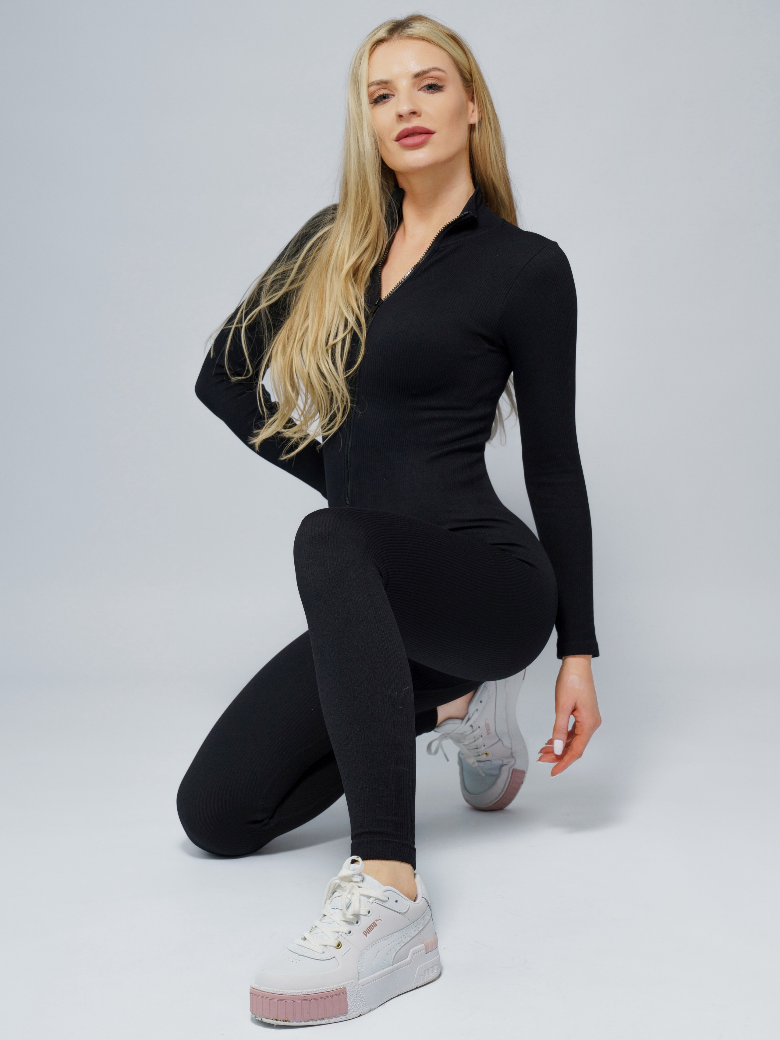 Спортивная одежда, модель Валерия. KED Production — продакшн из СПб. Создаём фото, видео и контент, который помогает брендам и селлерам продавать больше