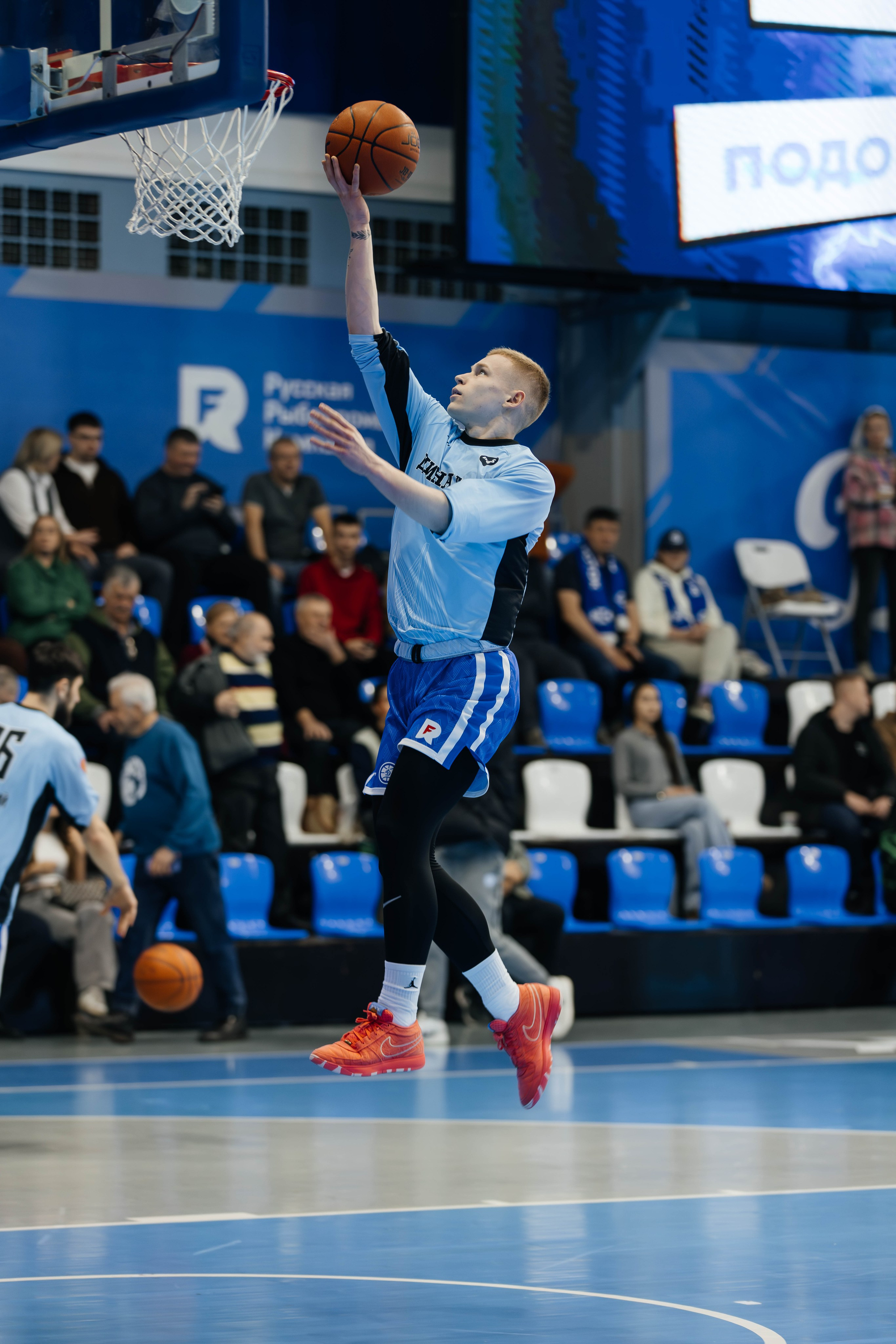 Баскетбол — Динамо. Репортажный и свадебный фотограф во Владивостоке Максим Цой