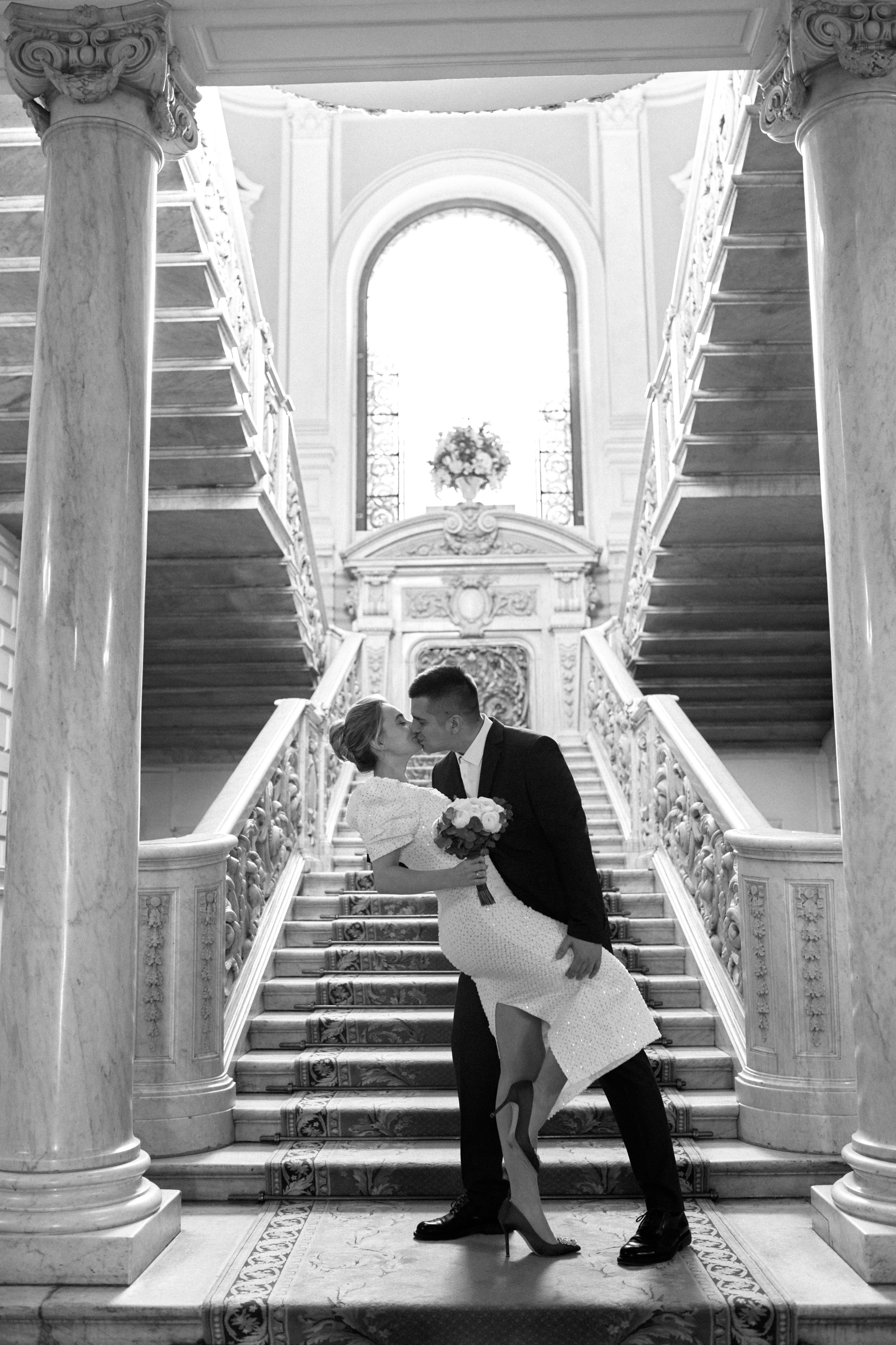 Кирилл & Карина. Сестры Карабаза. Фотографы и ретушеры в Москве и Санкт-Петербурге