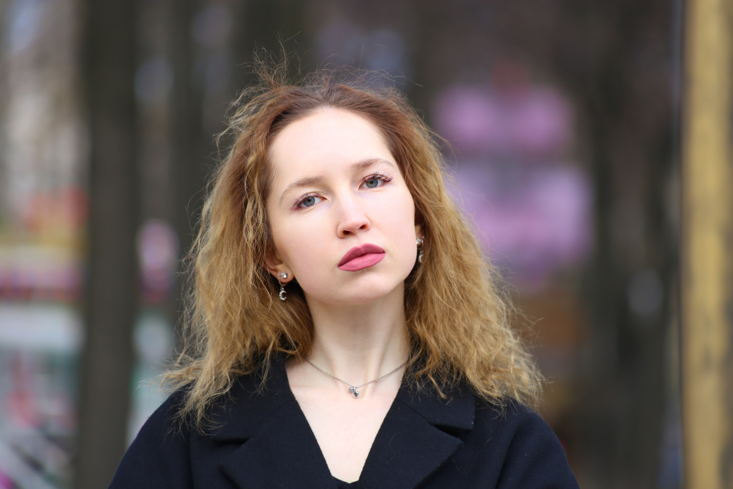 Алина в городе. Фотограф Пермь. Фотосессия в фотостудии Перми и на свежем воздухе