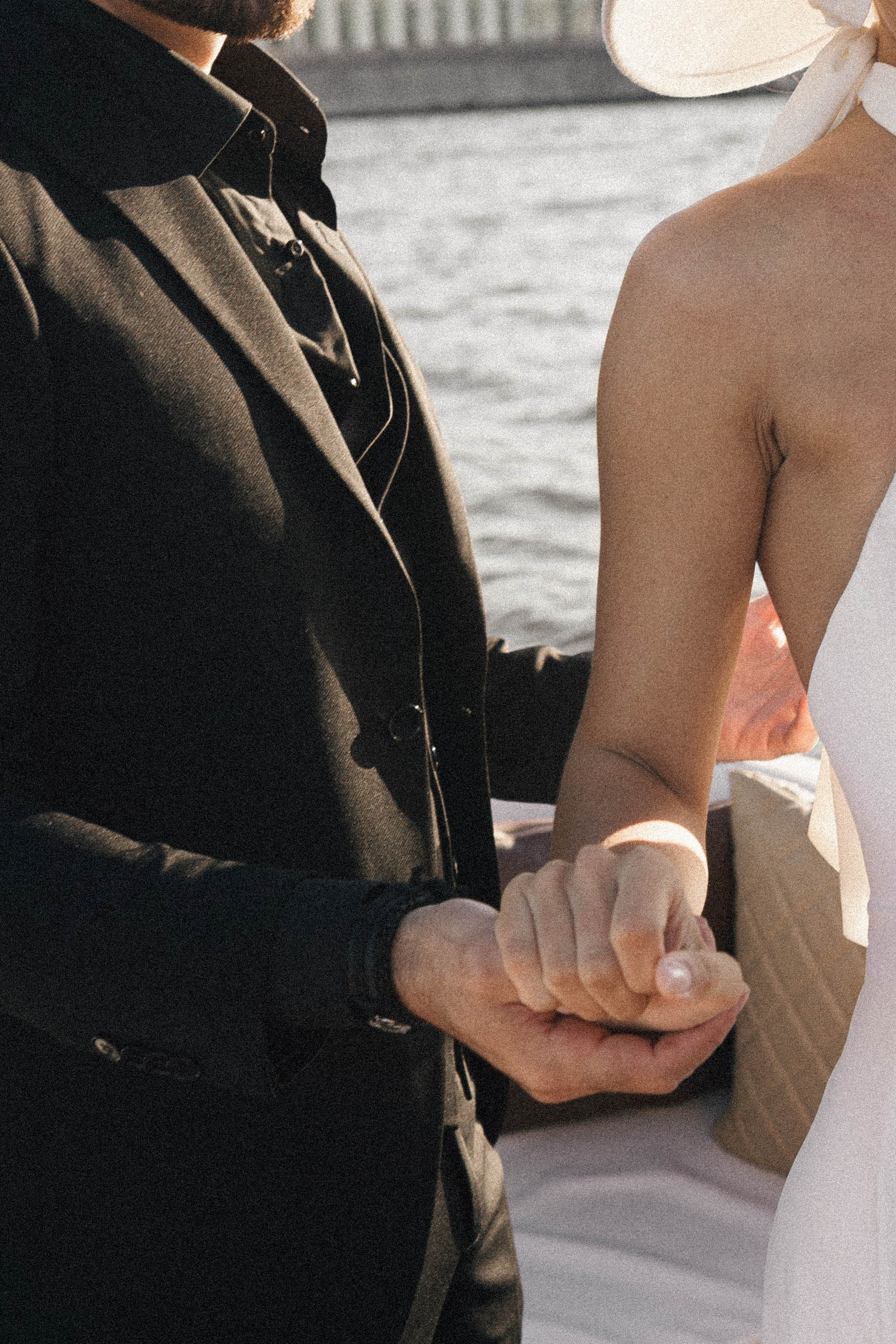 СВАДЕНБНАЯ СЬЕМКА НА КАТЕРЕ ПО КАНАЛАМ САНКТ-ПЕТЕРБУРГА И В АКВАТОРИИ НЕВЫ. Профессиональный фотограф, Санкт-Петербург — Виктория Богомолова