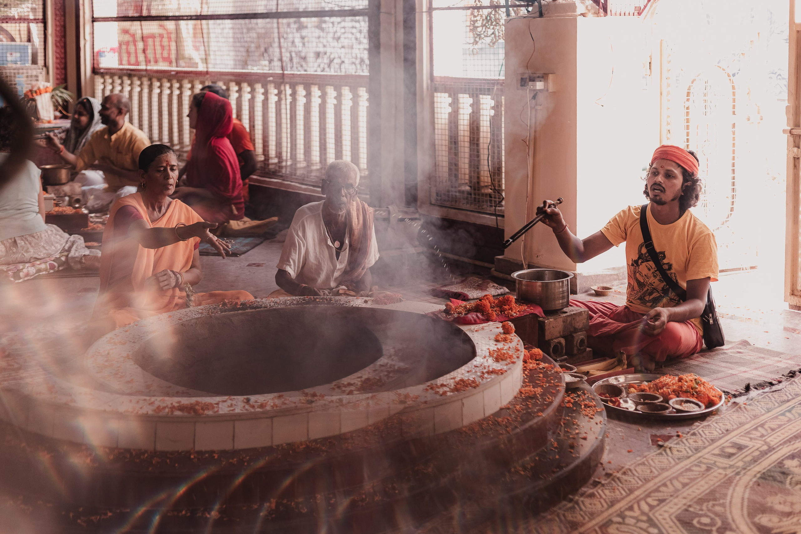 Navaratri yajna at Devraha Baba Ji ashram. Мариам Багдасарян
