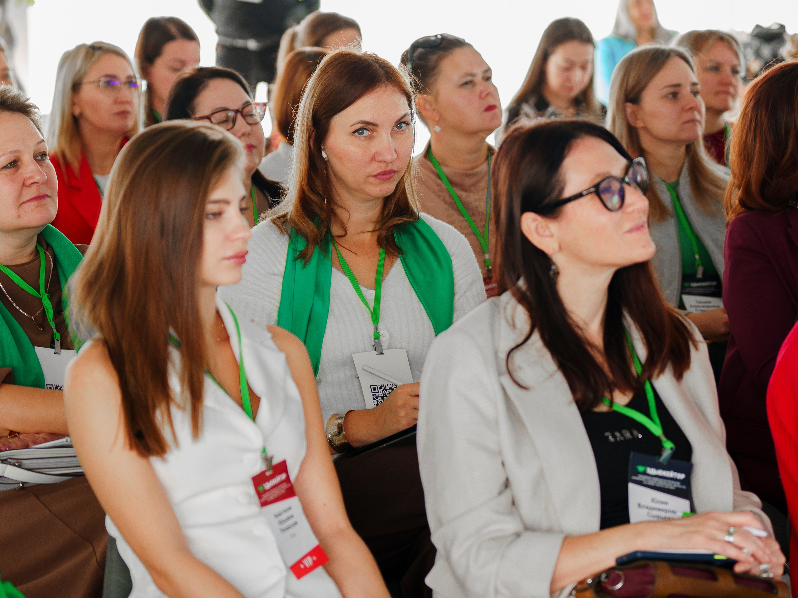 Фотосъёмка конференции и семинаров в Сочи. Фотограф видеограф Геннадий Янбаев в Сочи, Краснодаре