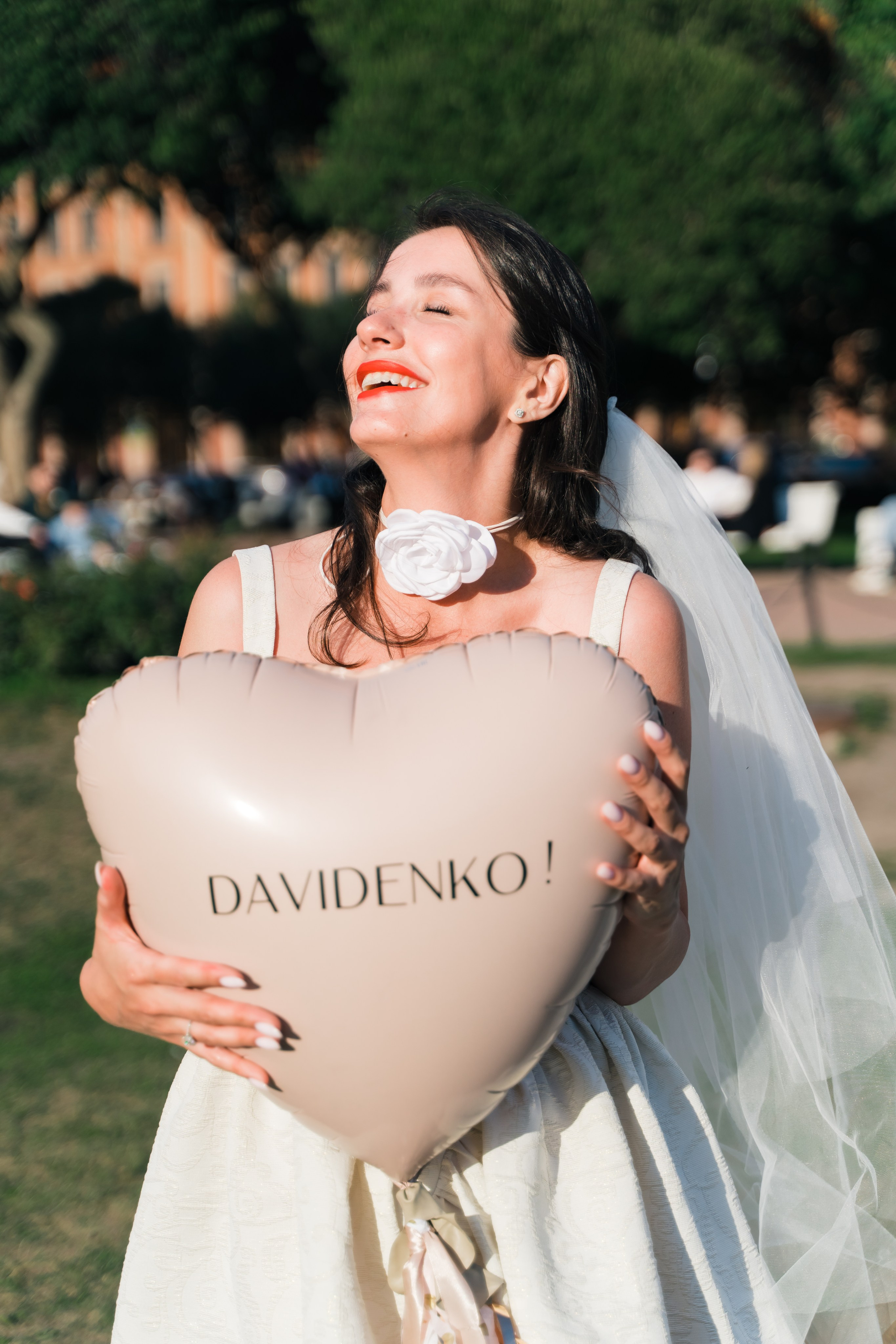 Фотосъемка девичника, встреча девушек, веселые женские портреты