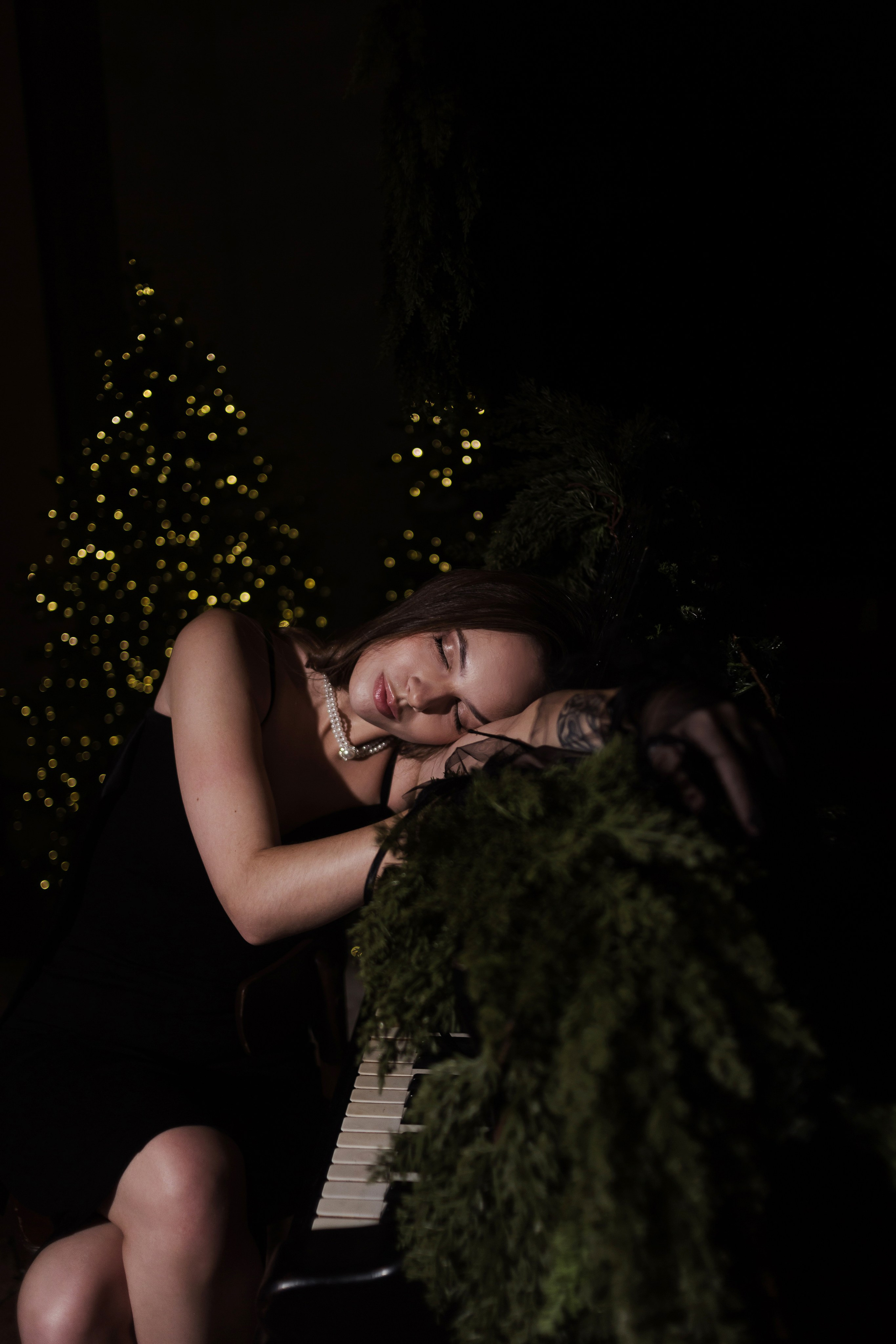 Md: @yanamazhina Muah: @vizashspb_larisa Org: @creative_photoday Loc: @leonastage_photostudio