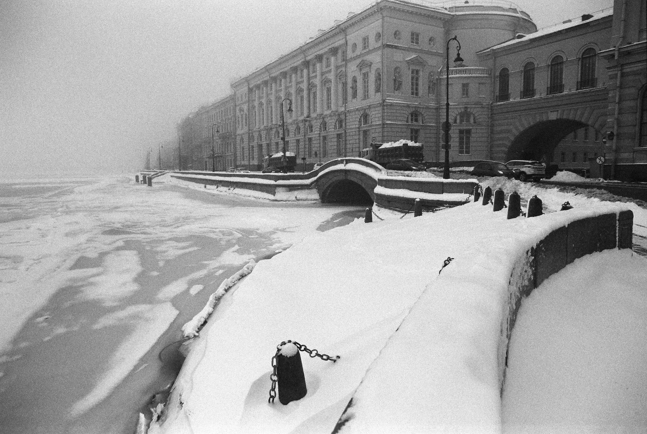 Фотографии черно-белые. Свадебный и семейный пленочный фотограф в Петербурге Истомина Ирина