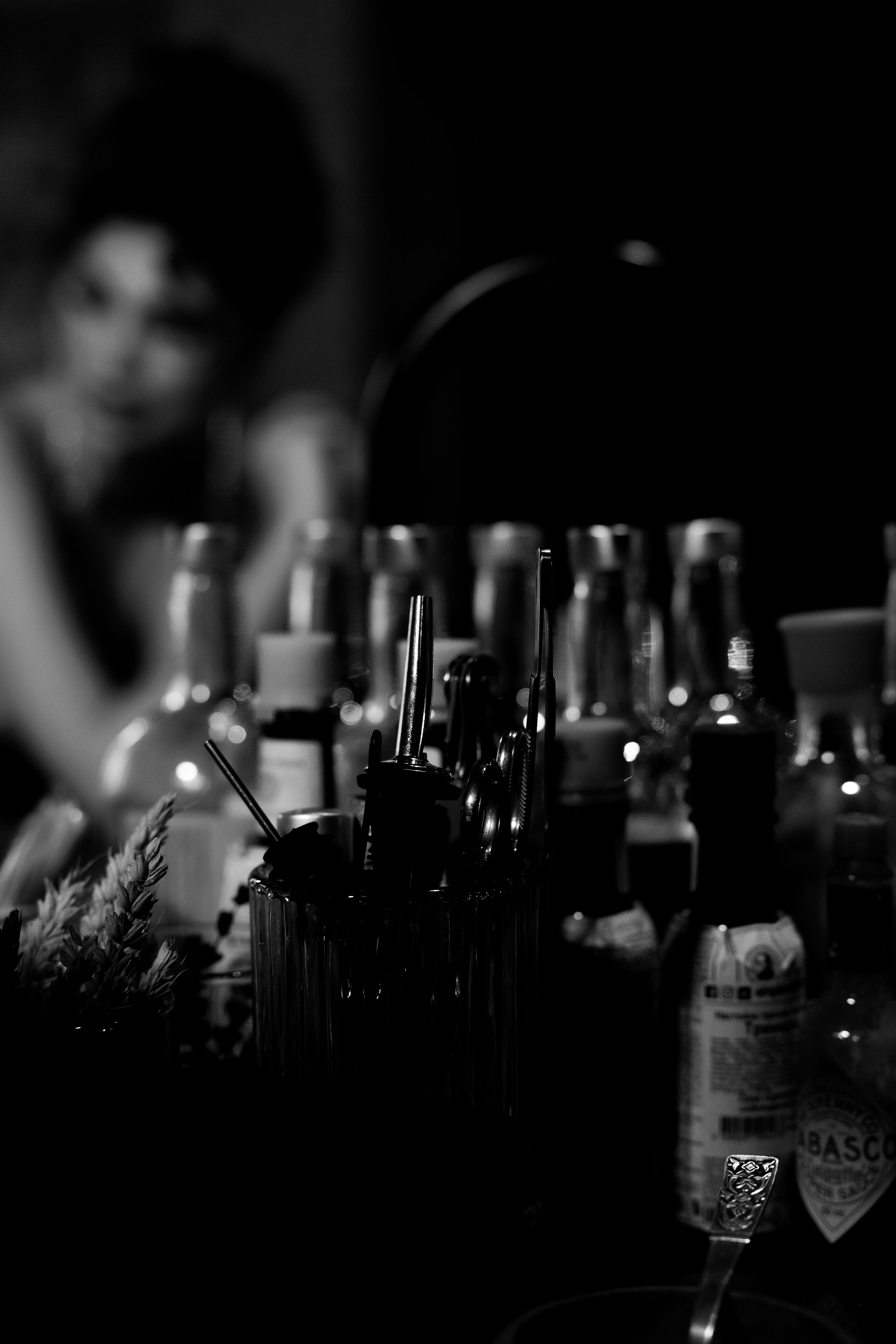 Свадебная серия в баре. Свадебный и семейный фотограф  во Владивостоке Ольга Украинец