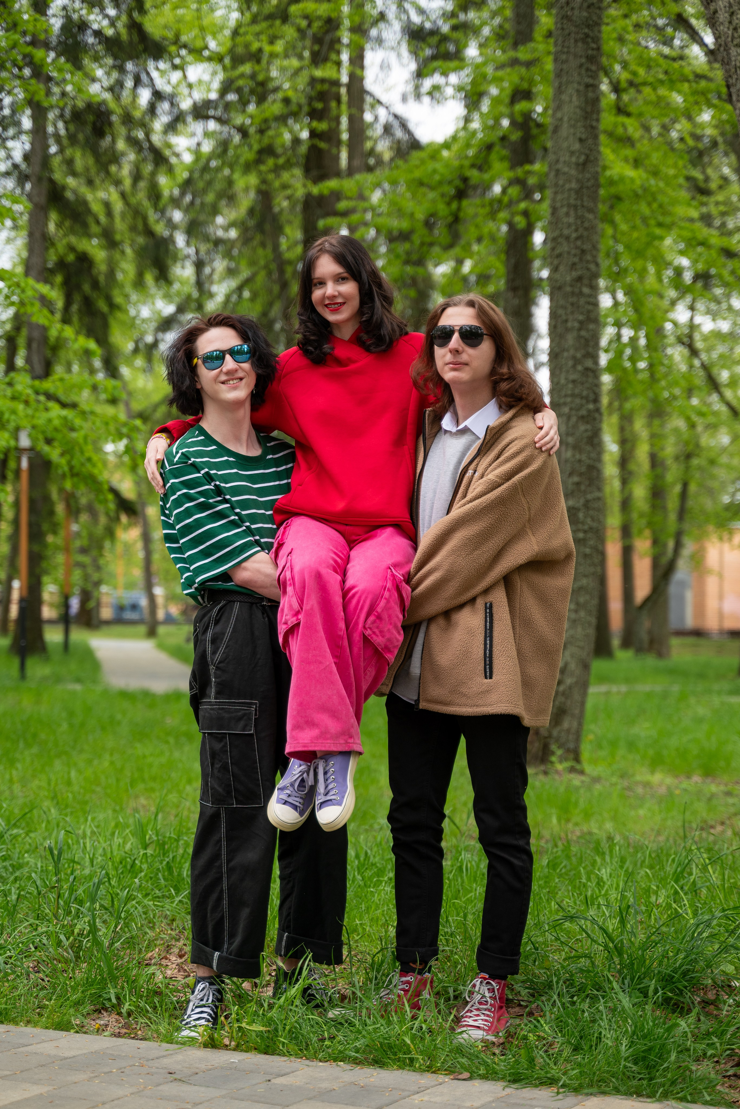 Осенние фотосессии классов в городе для ваших выпускных альбомов. Выпускные альбомы в городе Саров