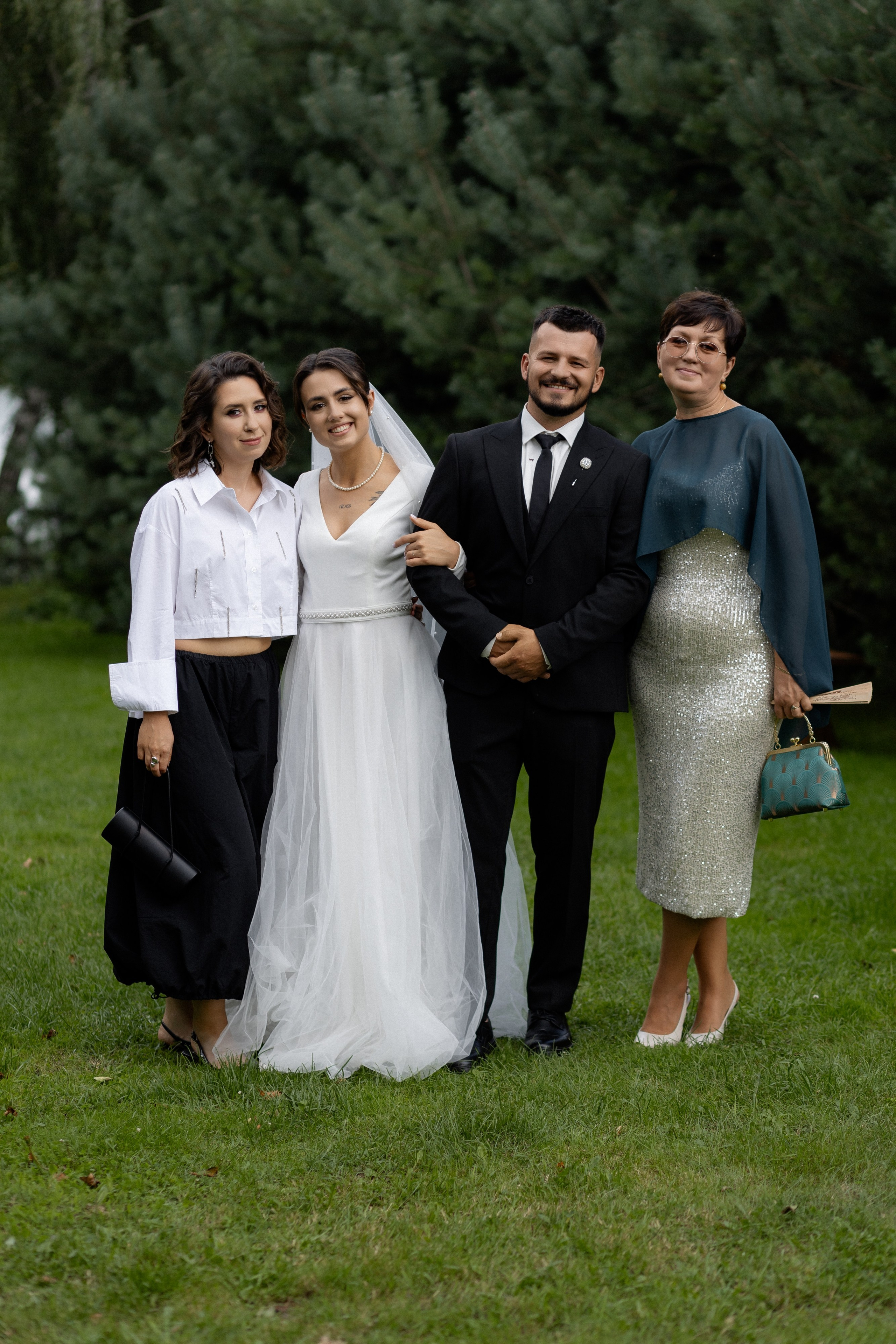 Свадебная фотосессия в агроусадьбе Лабодянка в Минске. Свадебный фотограф в Минске/Беларуси Сергей Спиридонов