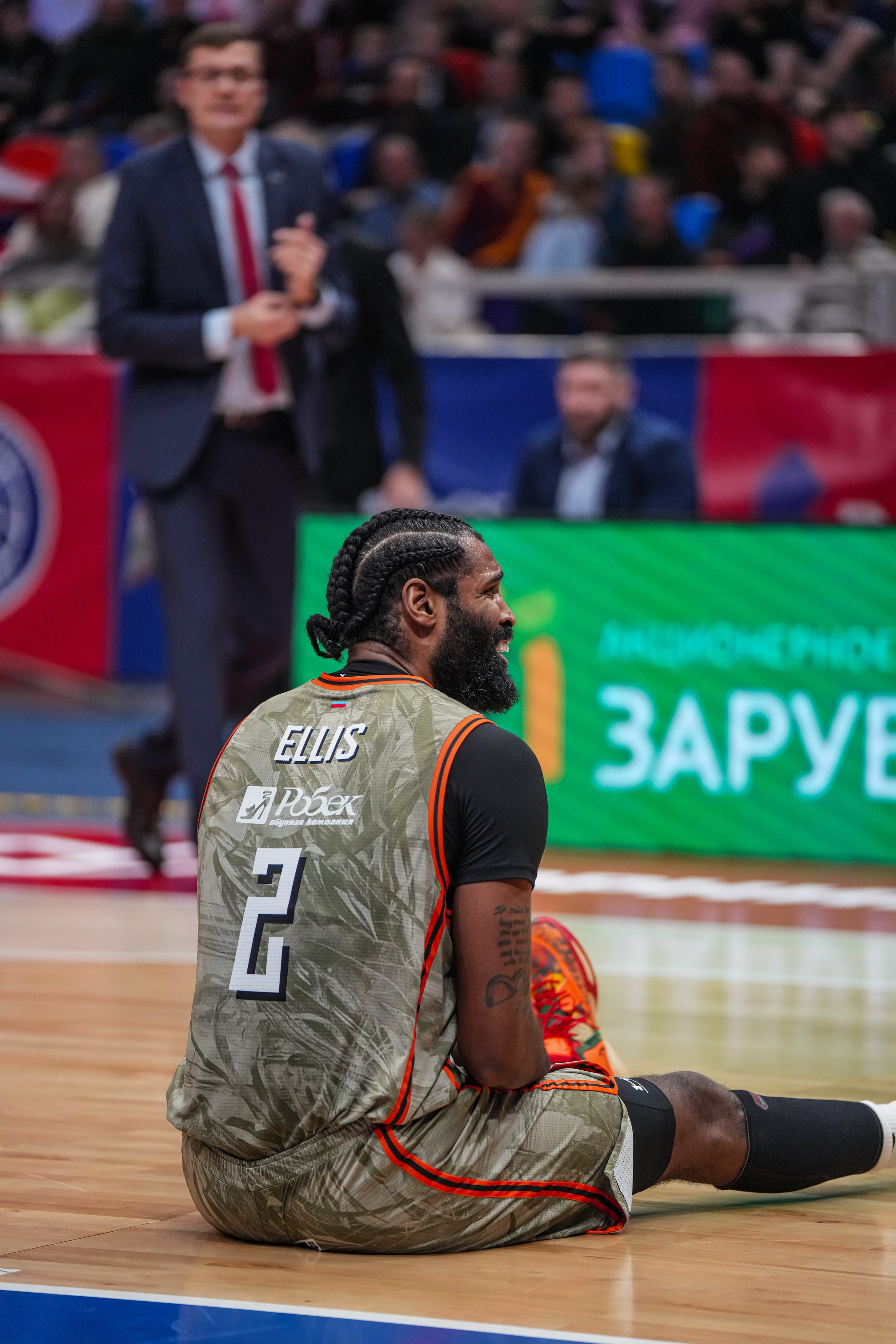 ЦСКА-Уралмаш (29.10.25). Автомобильный фотограф Шакая Кирилл