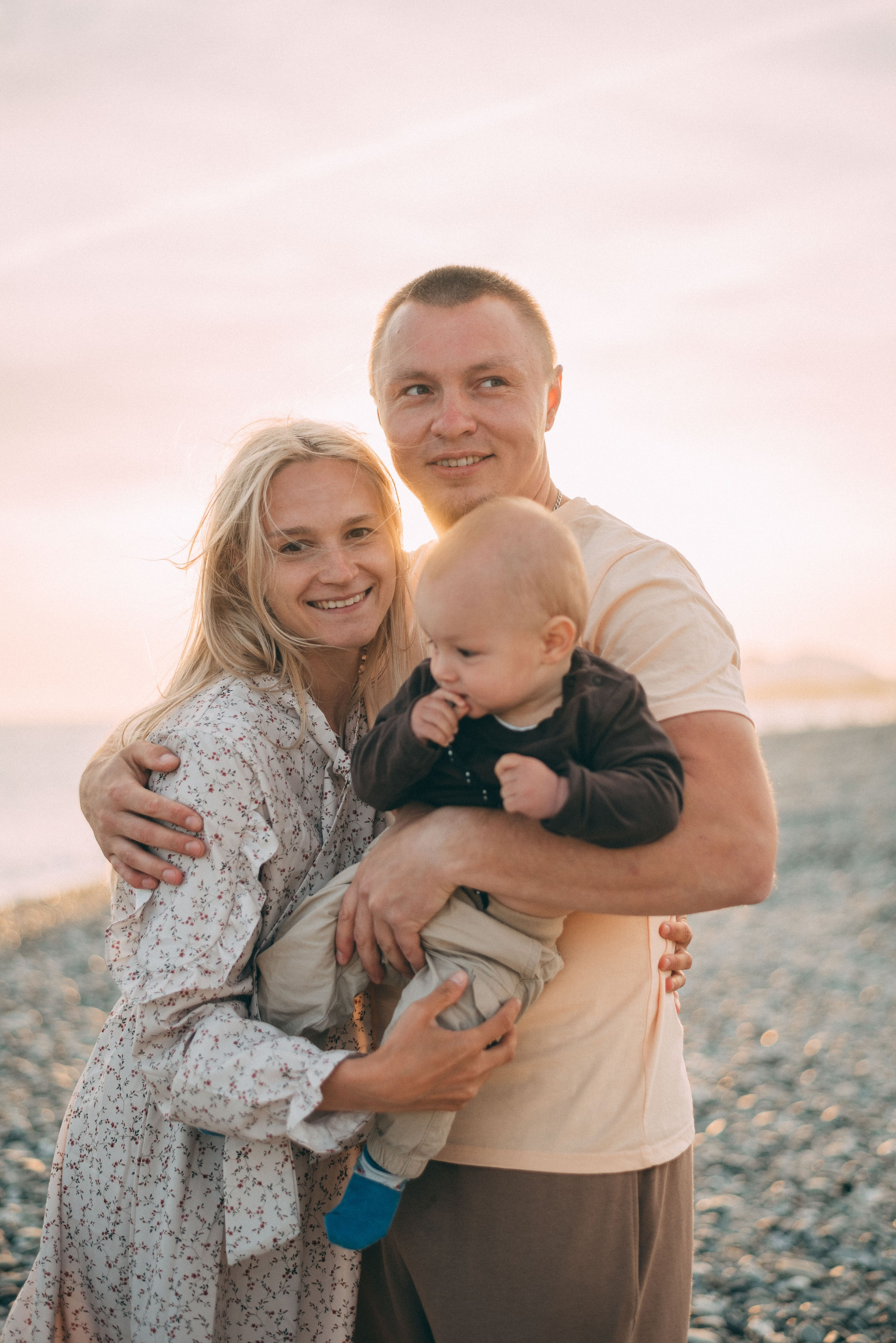 Семейная съемка на берегу моря. Фотограф в Сочи — Маргарита Поганова