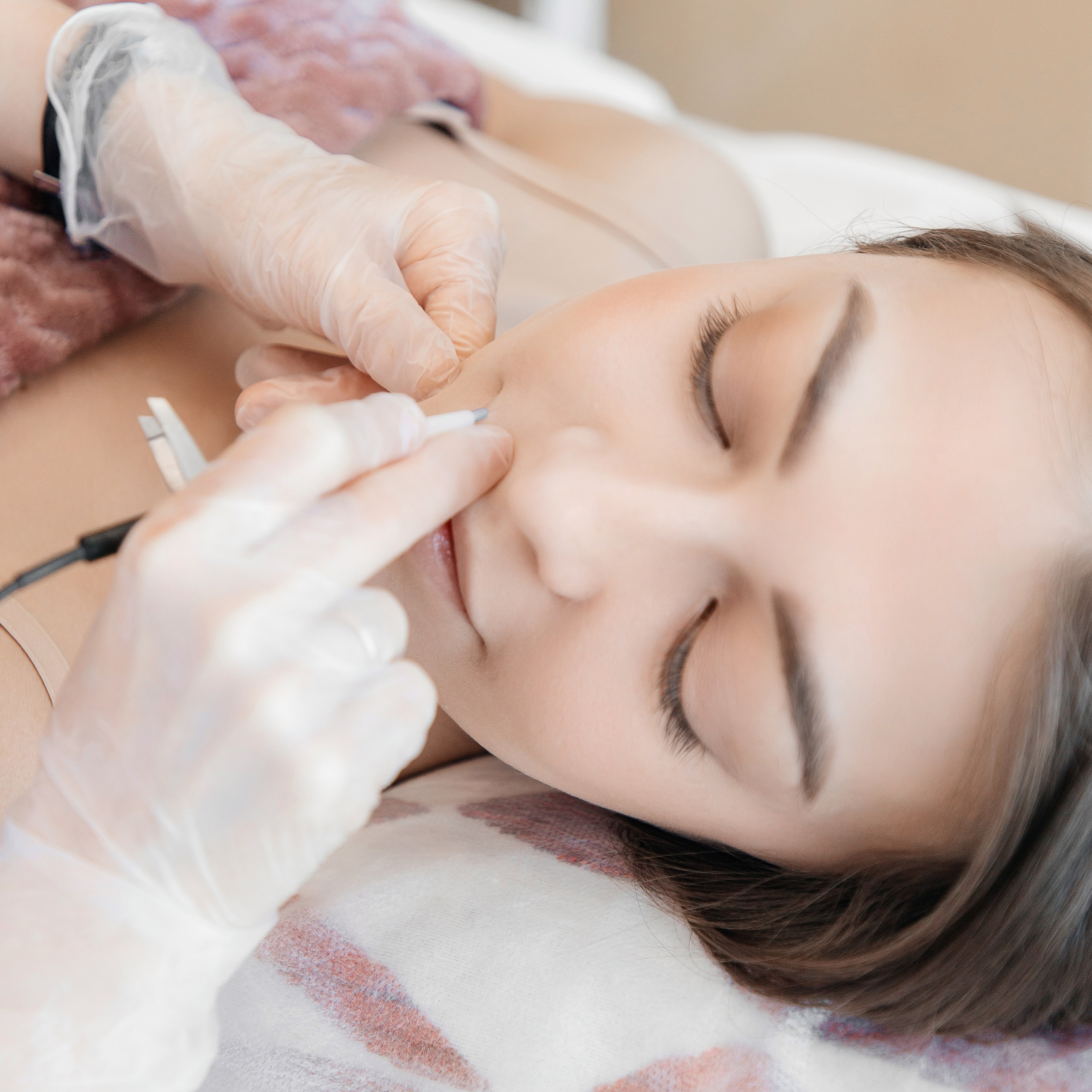 Контент для клиники лазерной эпиляции. Фотограф Денис Лесковский (Тюмень)