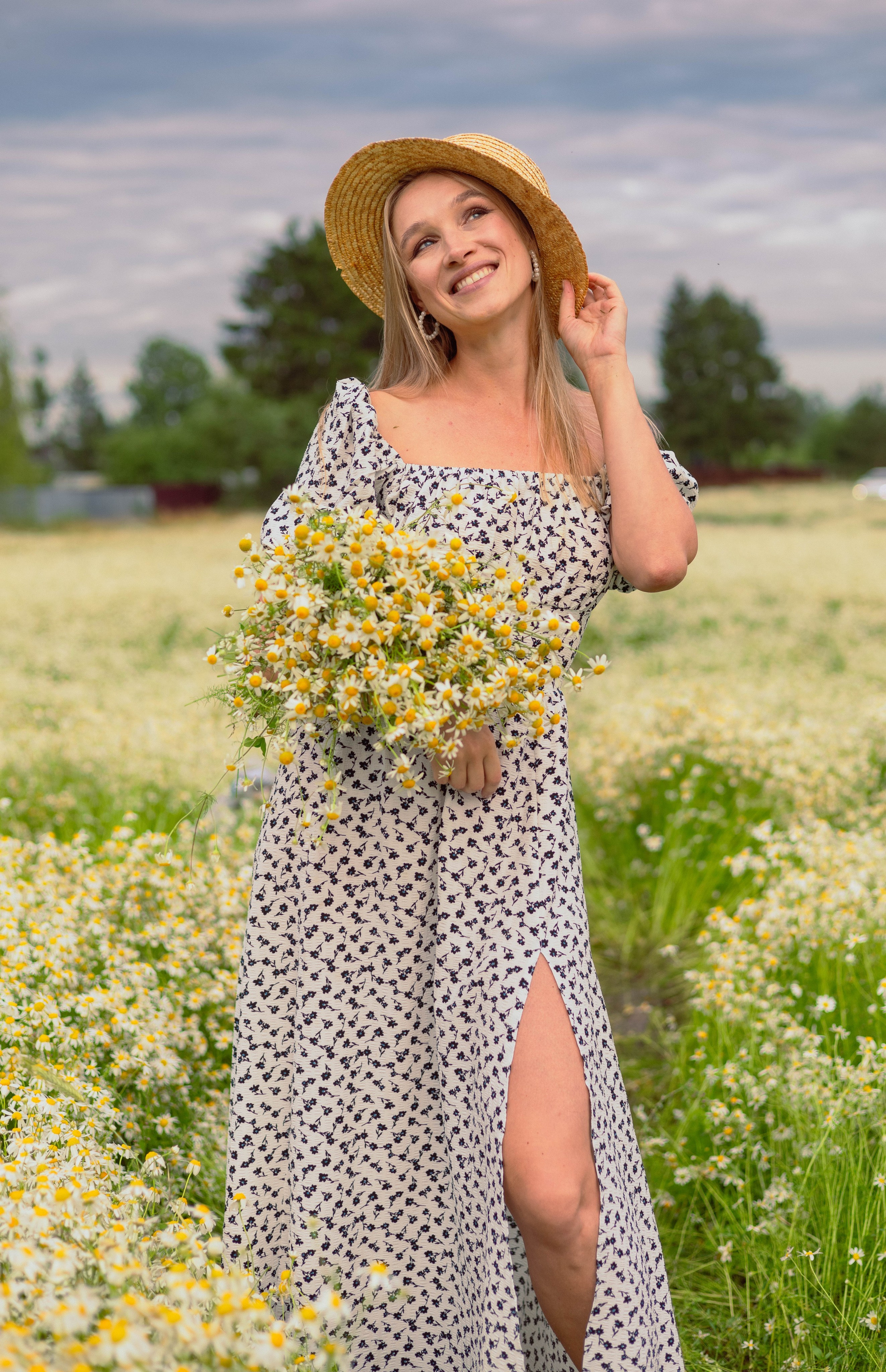 Фотосессия в Ромашковом поле. Портретный фотограф Панферова Регина г. Санкт-Петербург, г. Казань