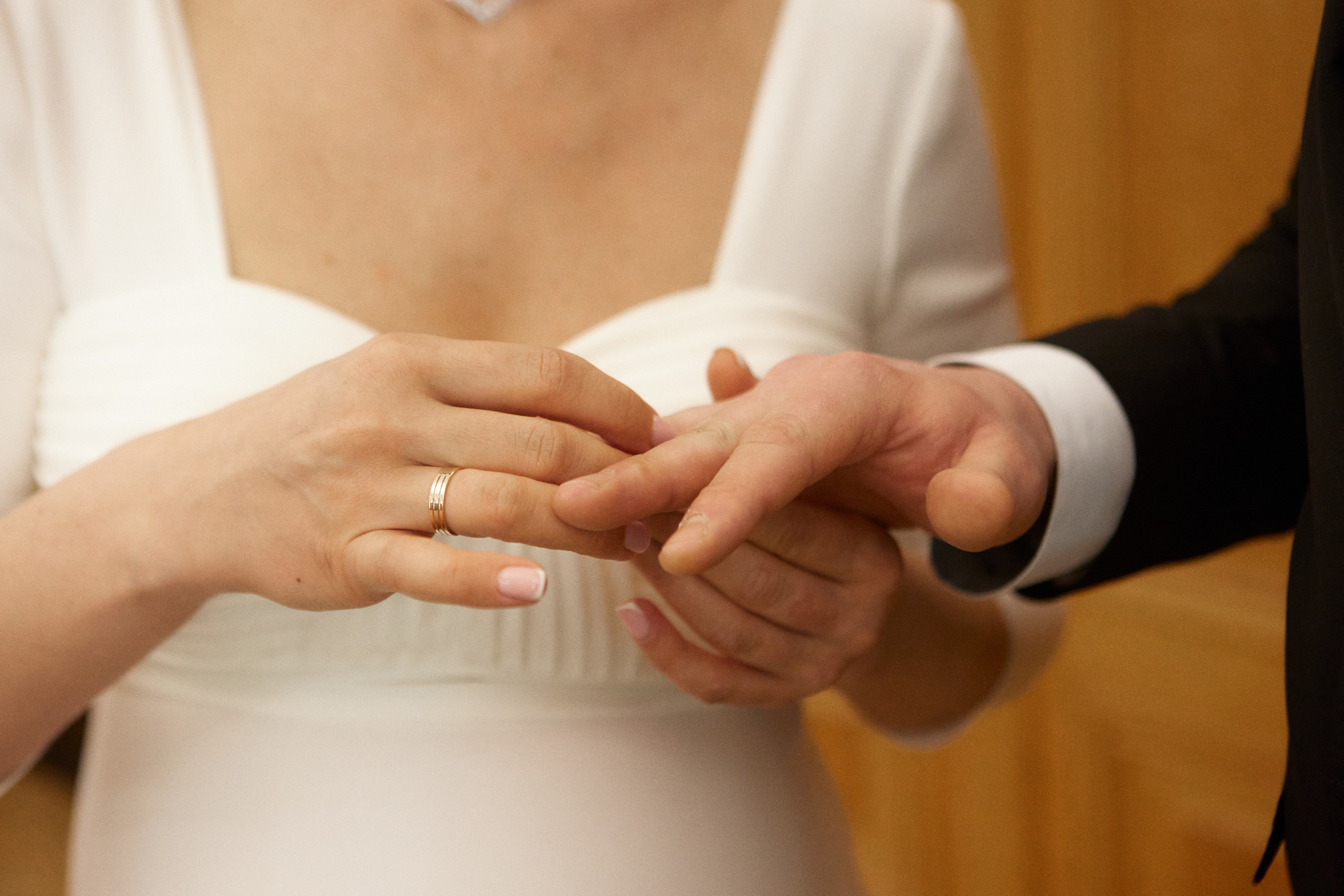 фотограф в ЗАГС в Москве, фотосессия церемонии росписи