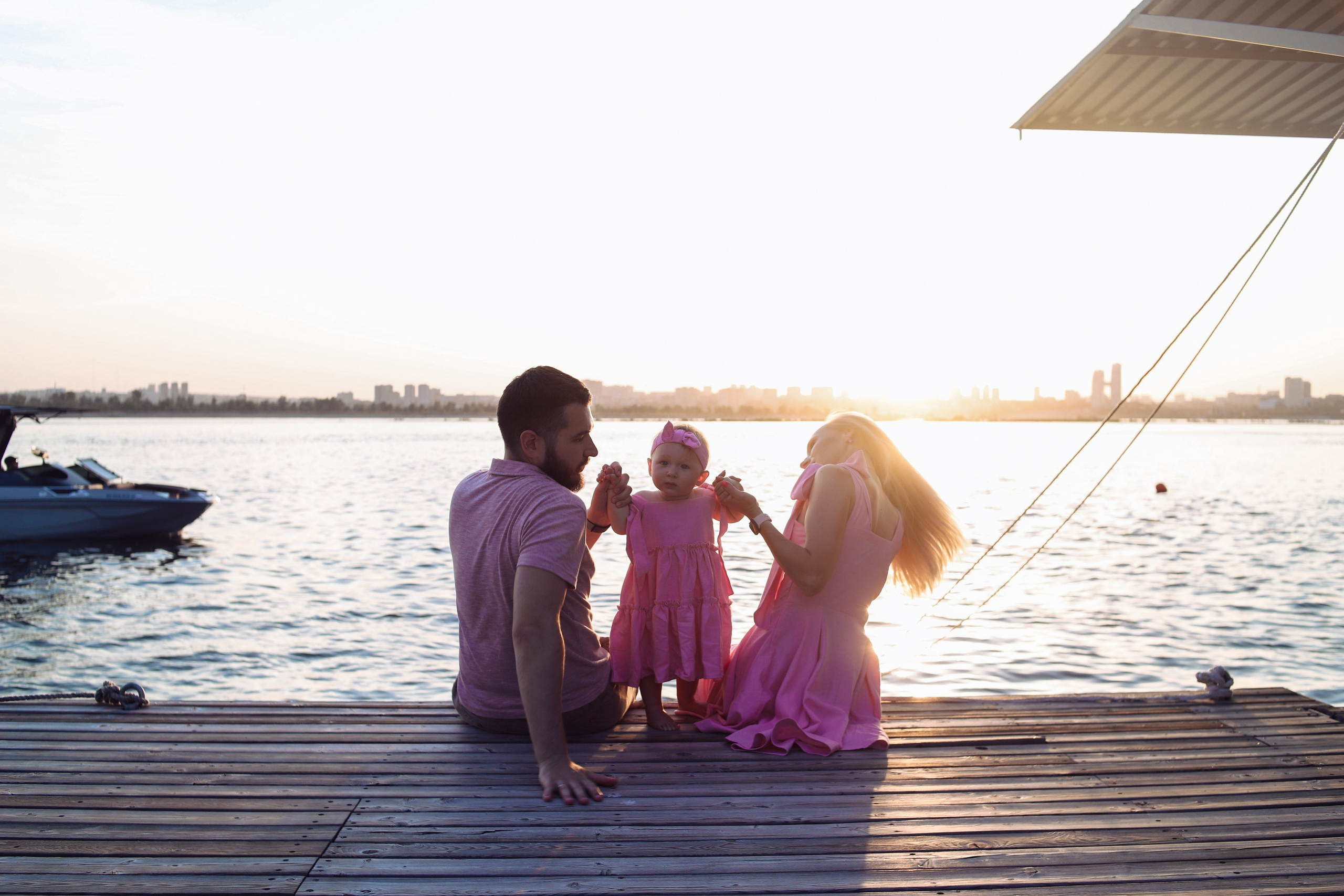 Семейная фотосессия или съёмка от 3-х человек