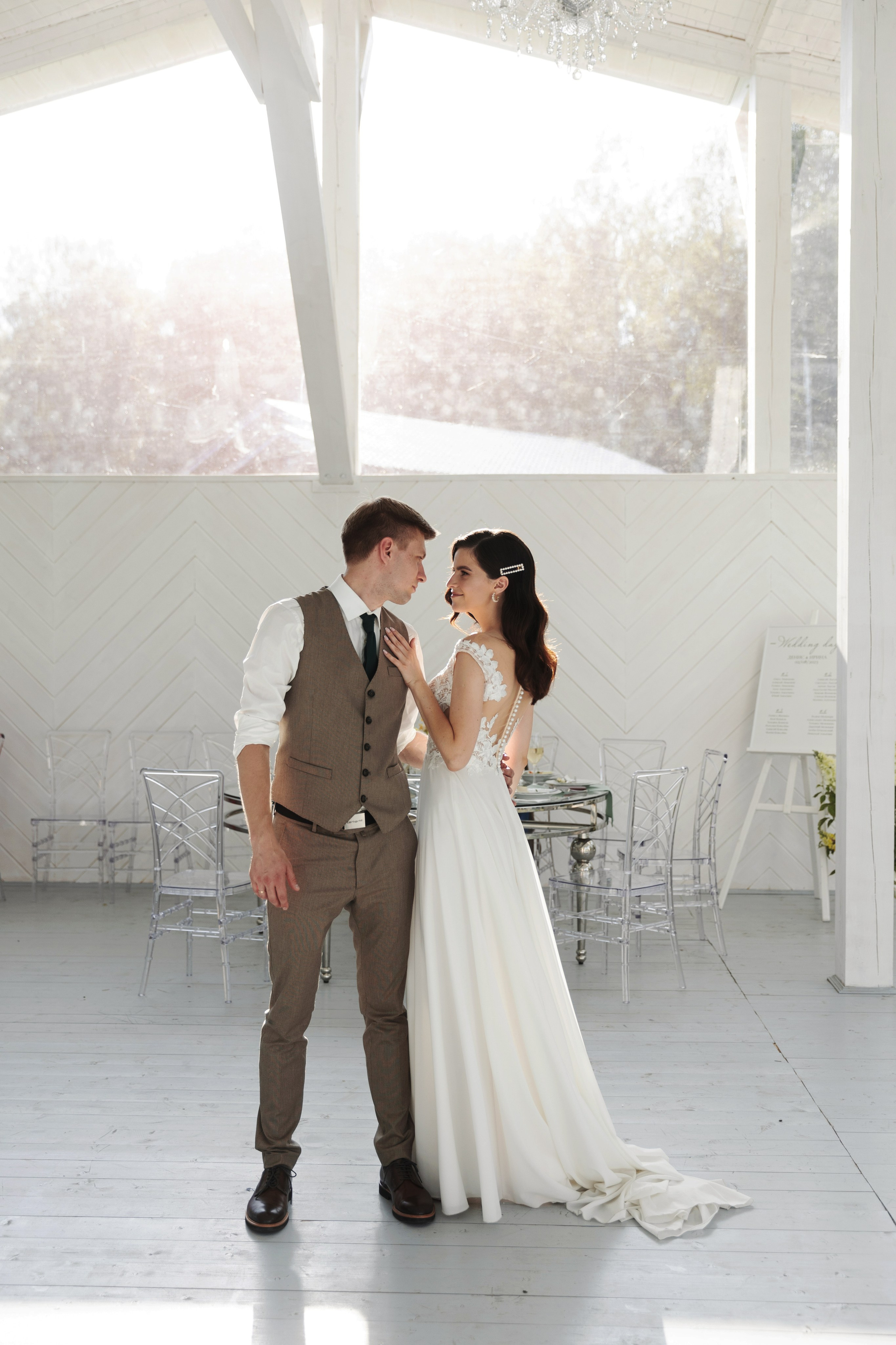 Свадебная фотосессия в Ryabina House, банкет в Рябина Хаус. Свадебный фотограф Москва Анастасия Храмова