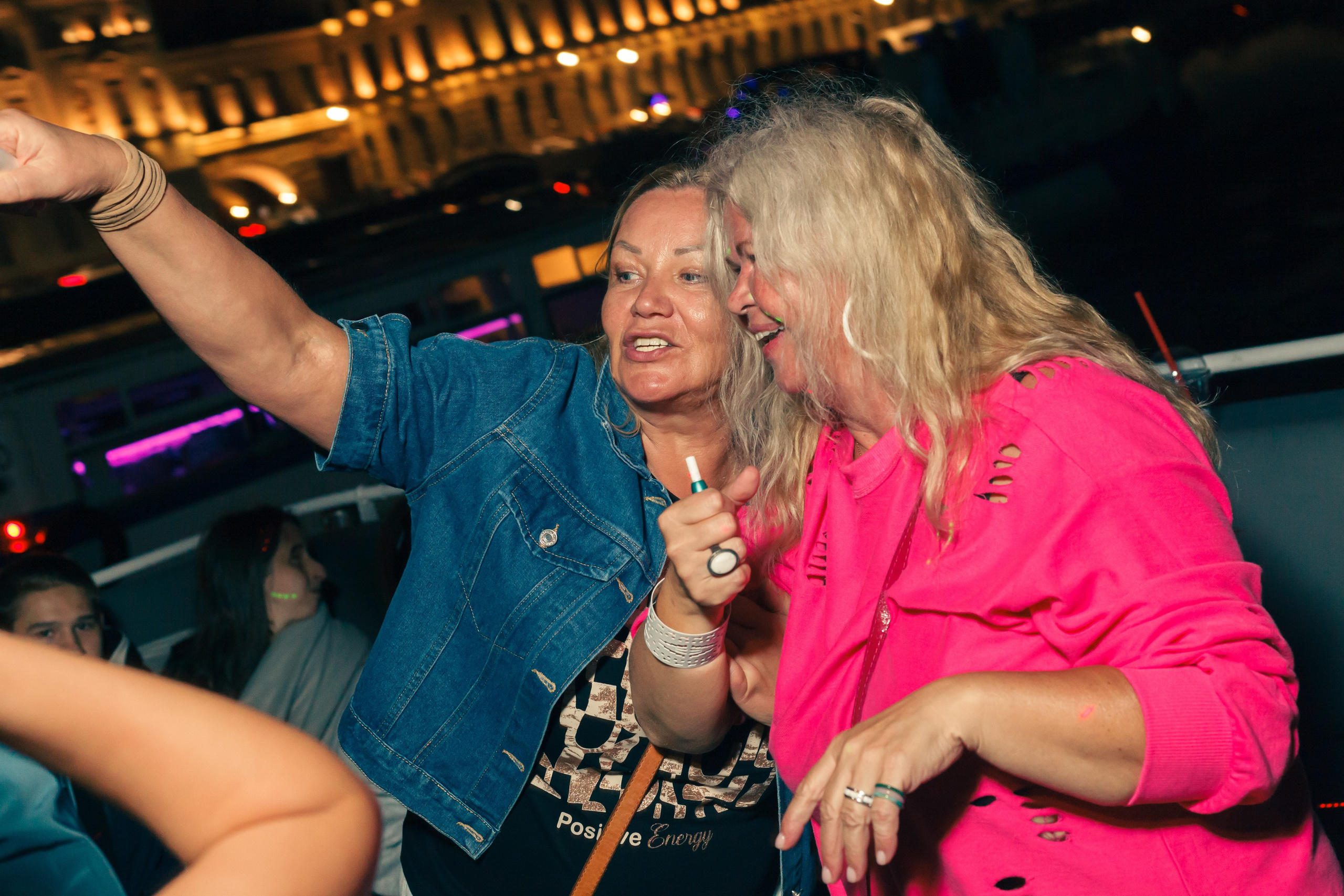 Ночной теплоход. Фотограф в Санкт — Петербурге Валерий Гаухман