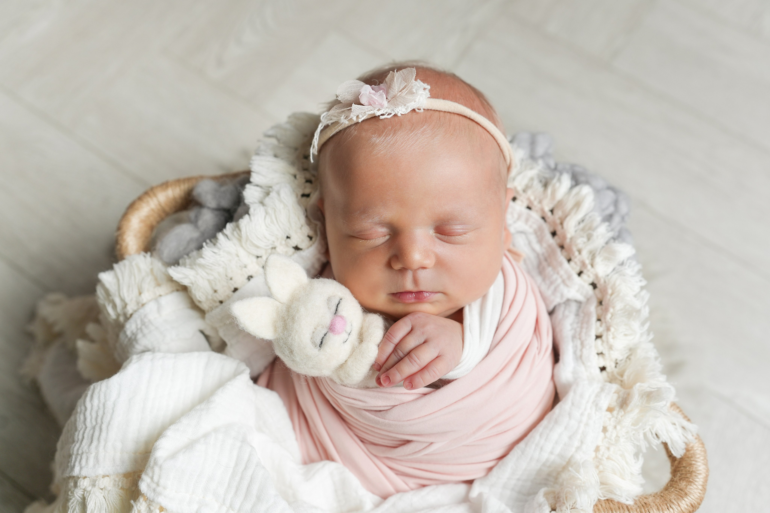 Newborn. Фотограф новорожденных и детский фотограф в Екатеринбурге Ксени