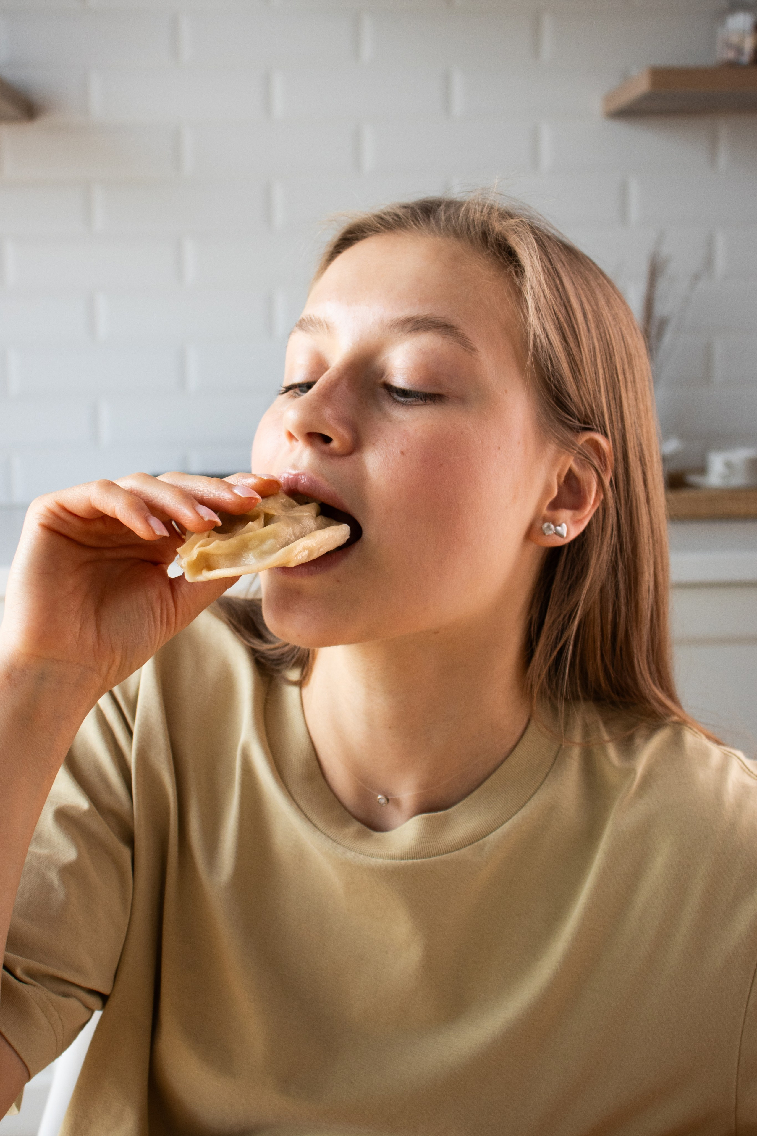 Саша варит. Фото для соц.сетей. Фотограф в Томске Дарья Пучкина