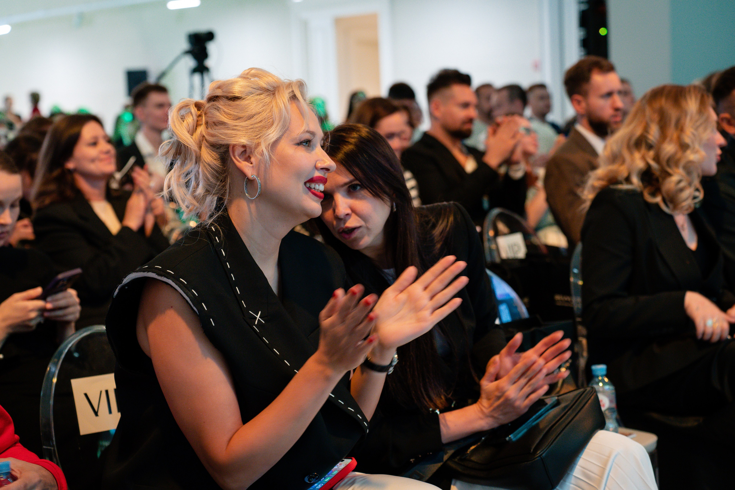 METOD Conf. Я занимаюсь событийной, свадебной, товарной, студийной… фотографией