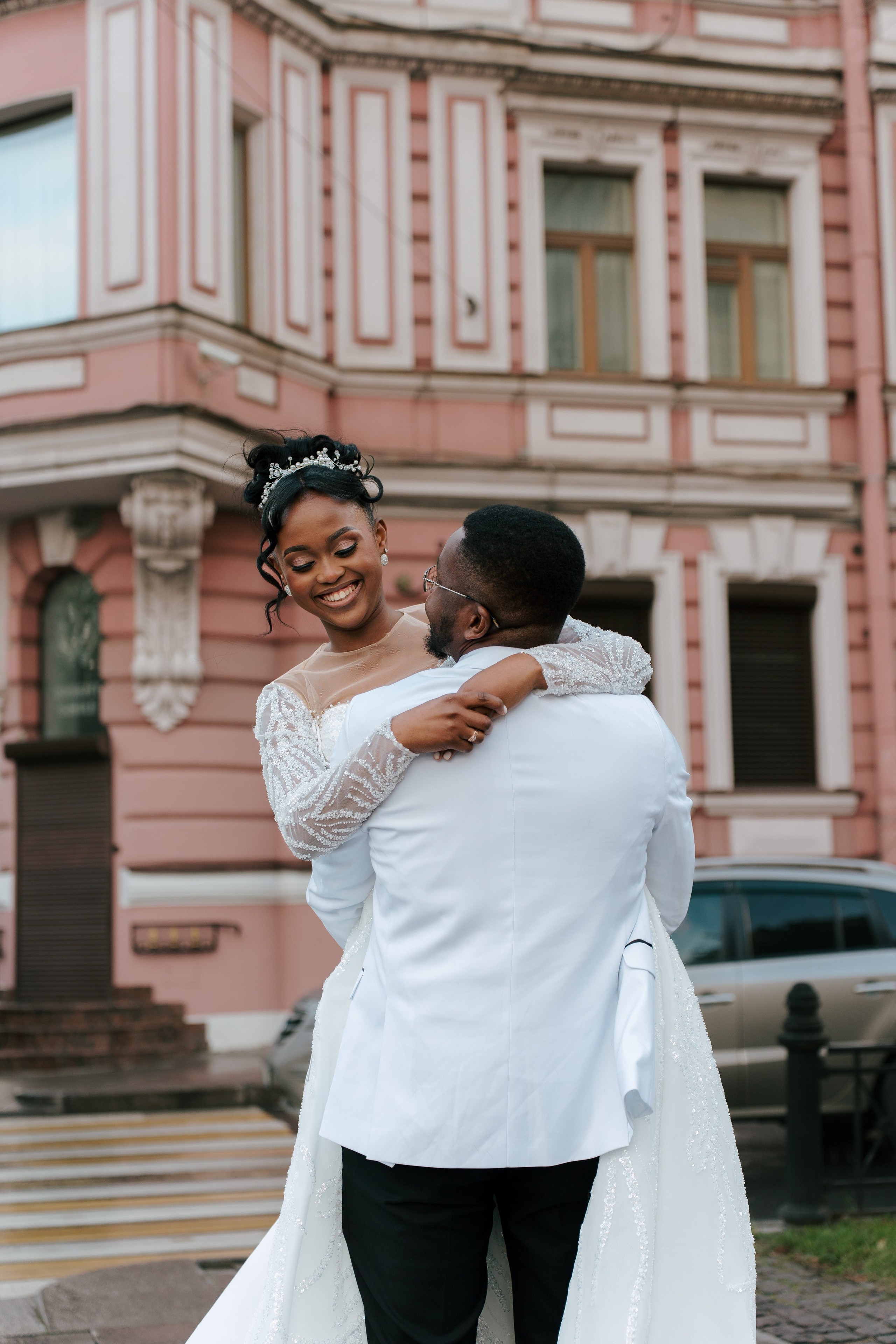 Joa & Gabriella. Photographer based in moscow Peter Tchana