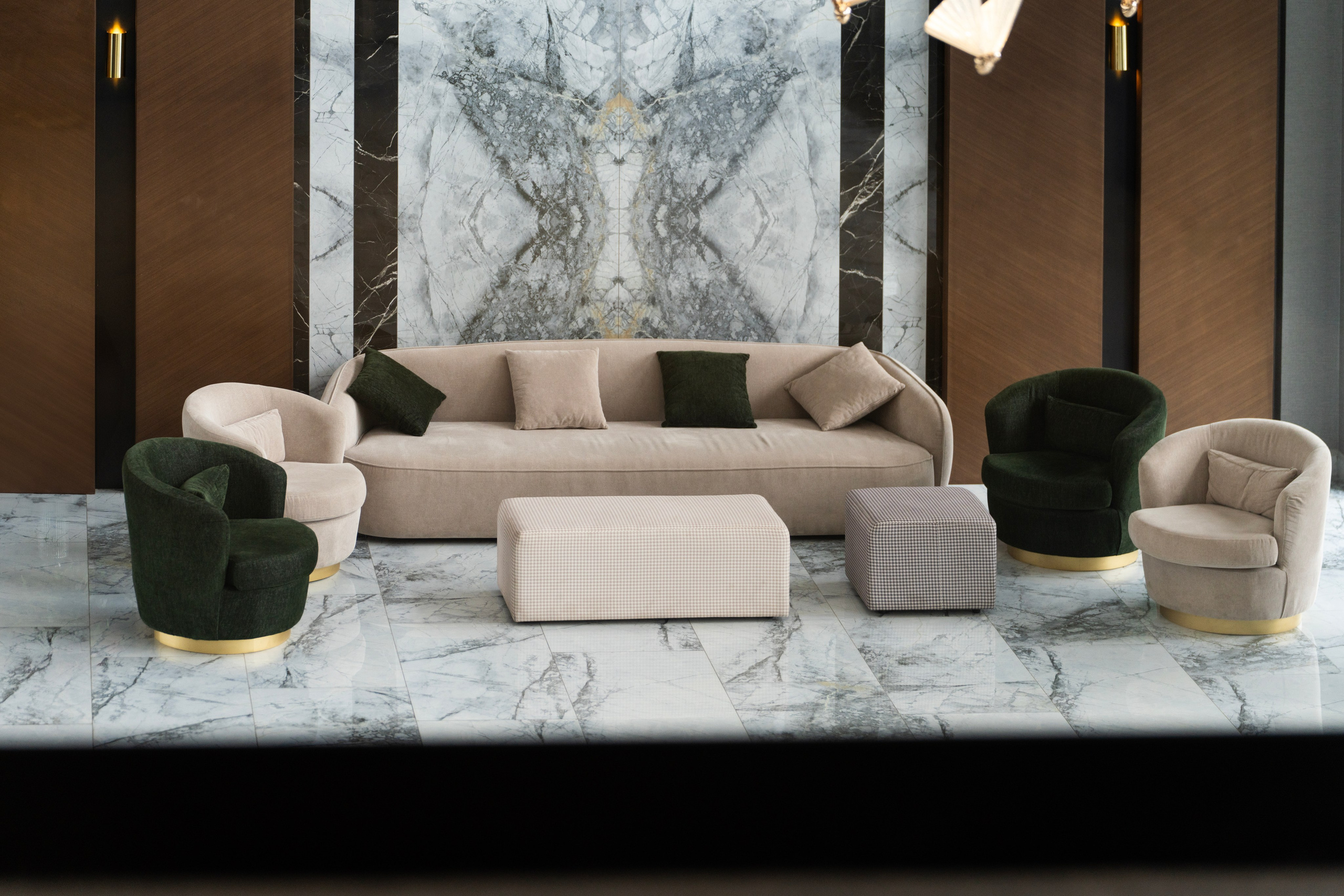 Riviera. Главная