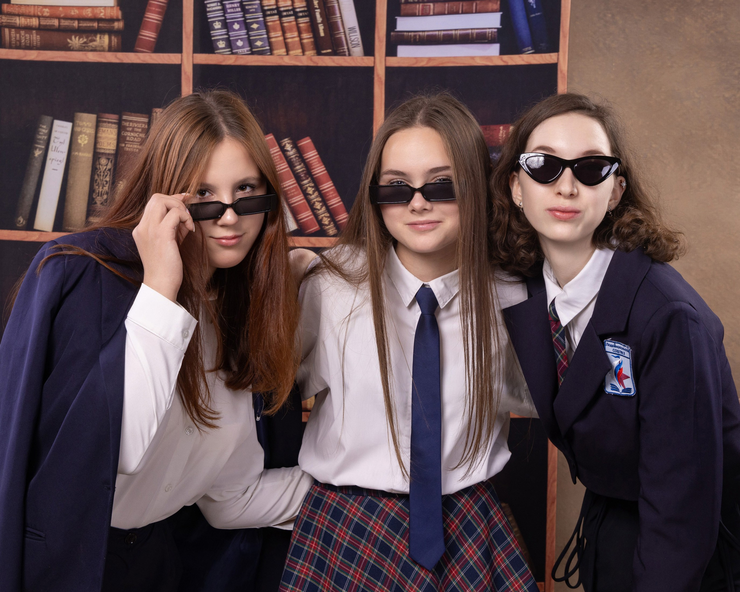 Фото с друзьями. Выпускные альбомы — фотостудия PodFoto