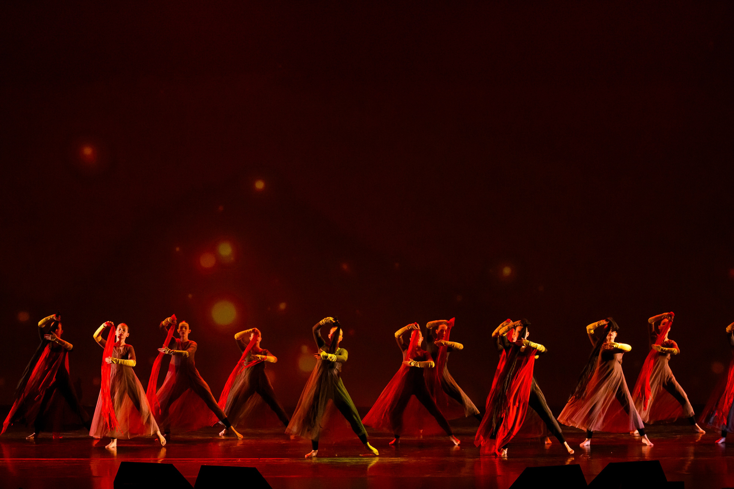 23 апреля, часть 1, БКЗ Октябрьский, г. Санкт-Петербург. Золотое яблочко