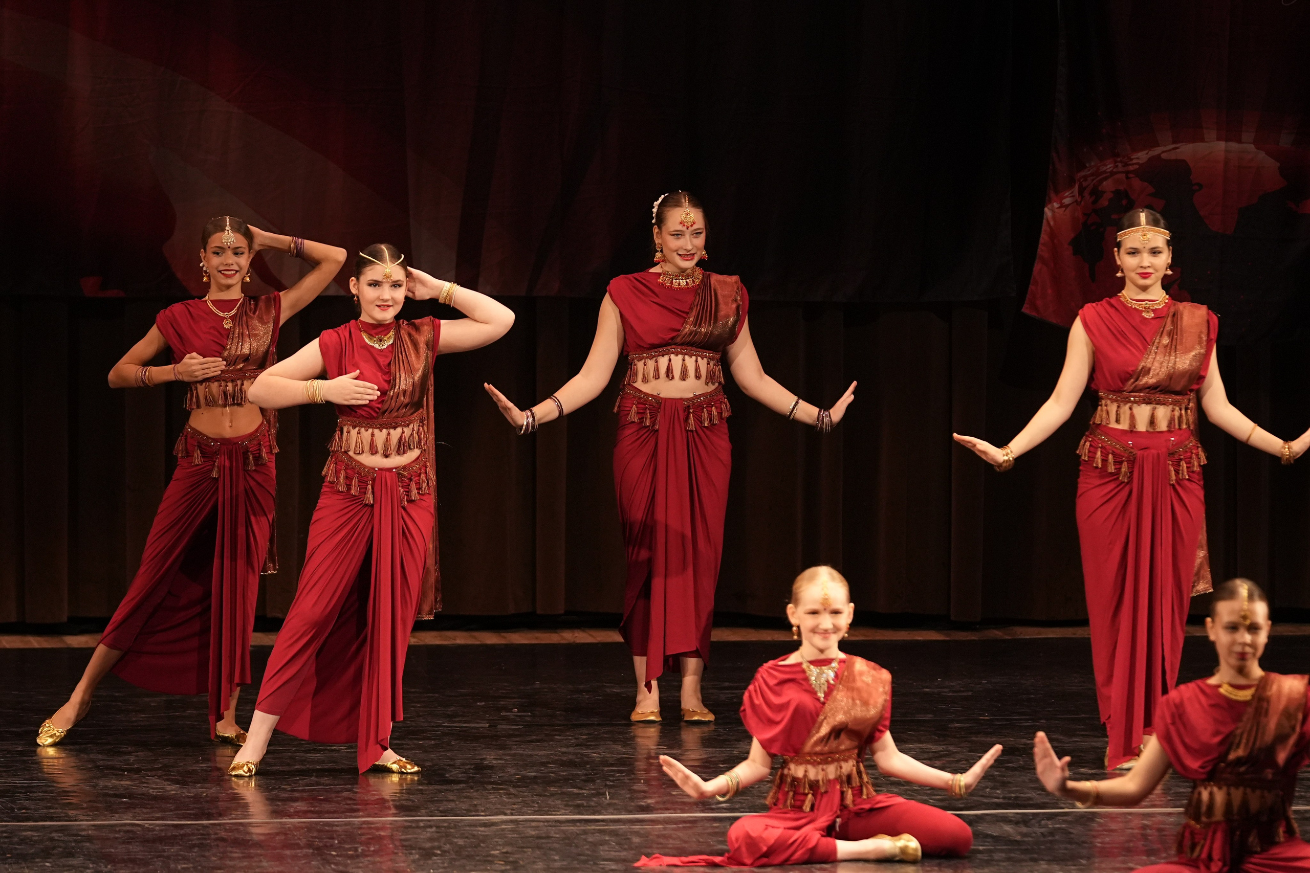 7 декабря, блок 1, г. Москва. Золотое яблочко