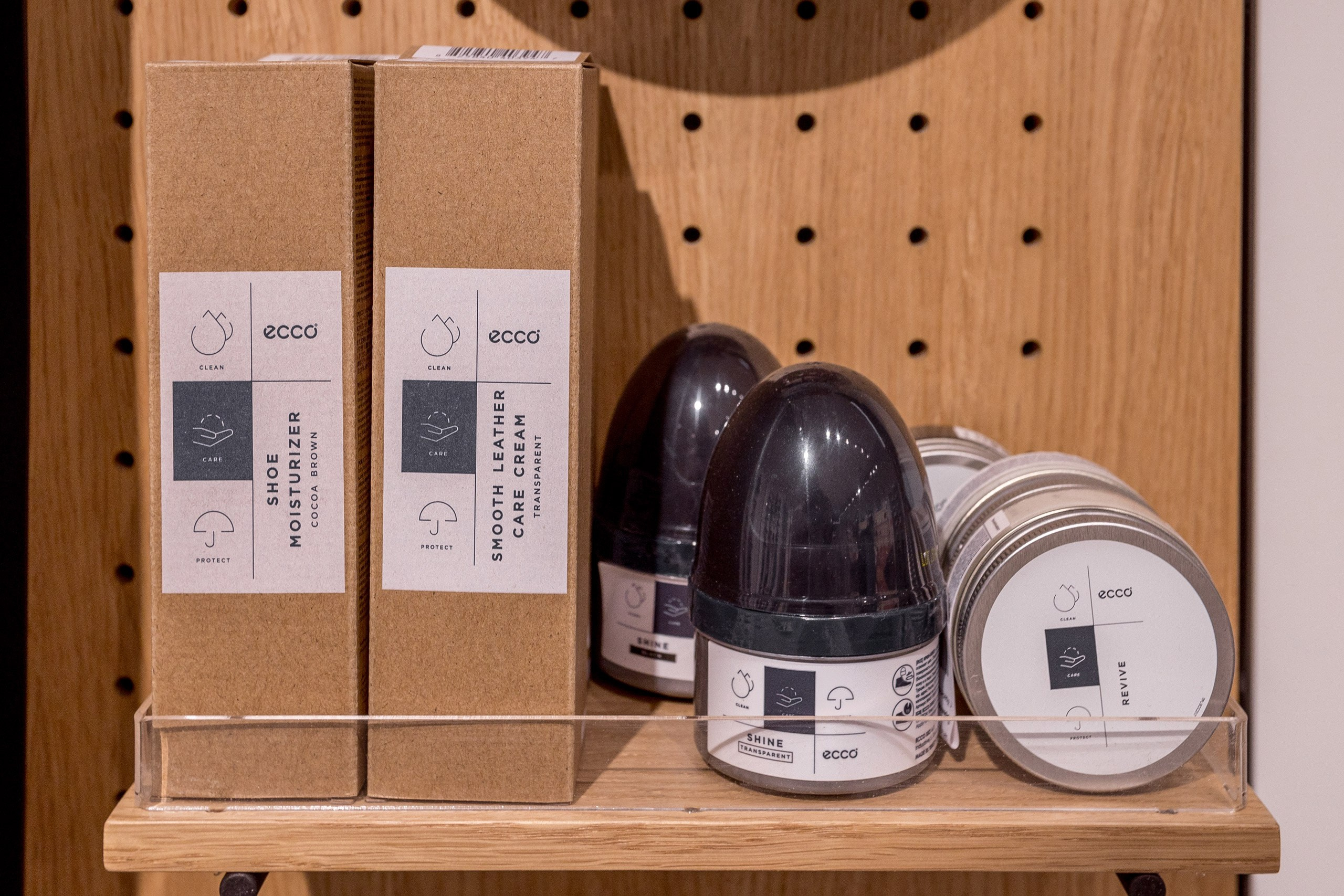 Shops. Interior photographer Vitalii in Portland and Vancouver