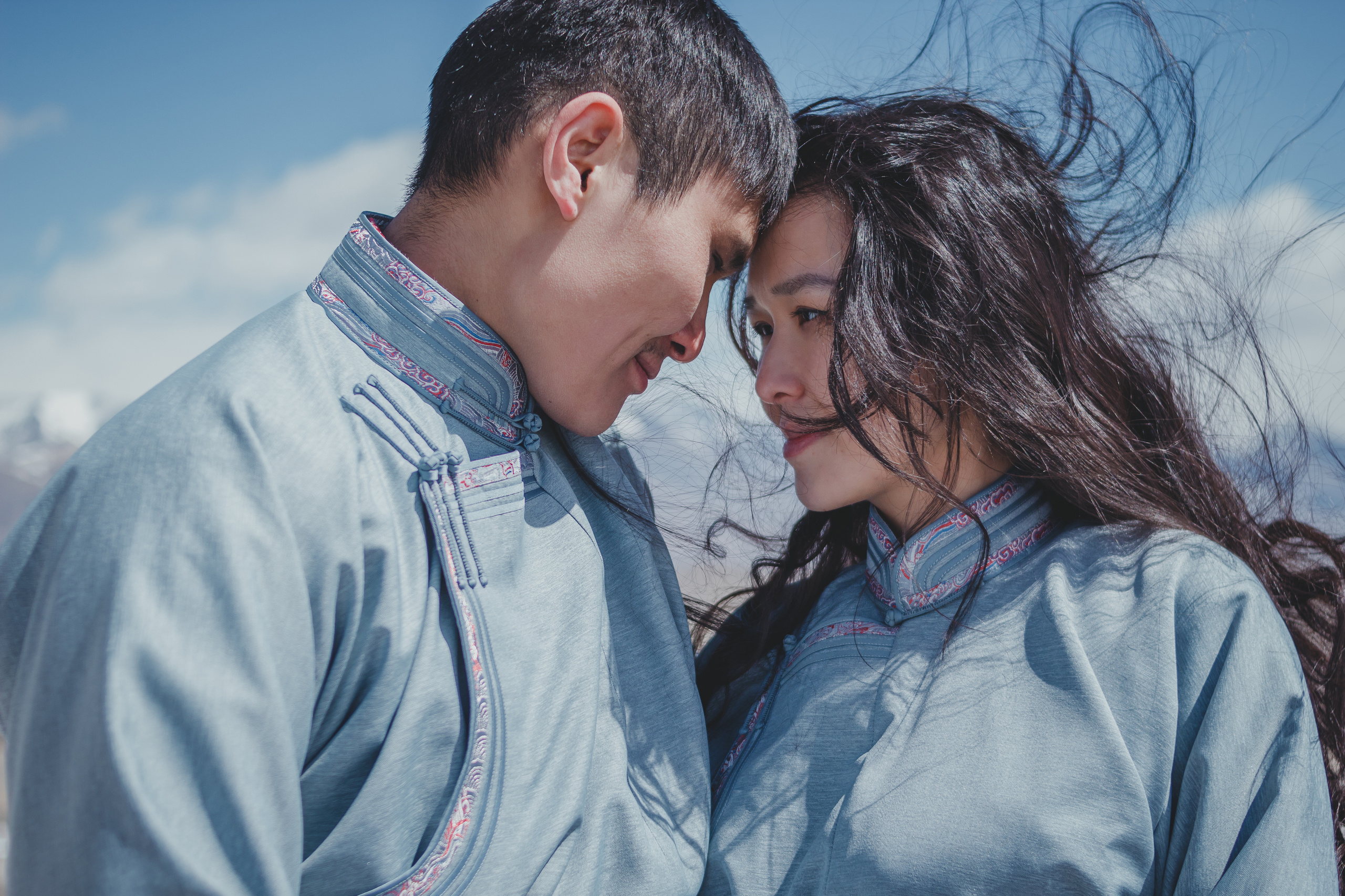 Менги и Алдын-Ай. Лав-стори/Mengy & Aldyn-Ai. Love-story. Фотограф Айдын Седип в Кызыле