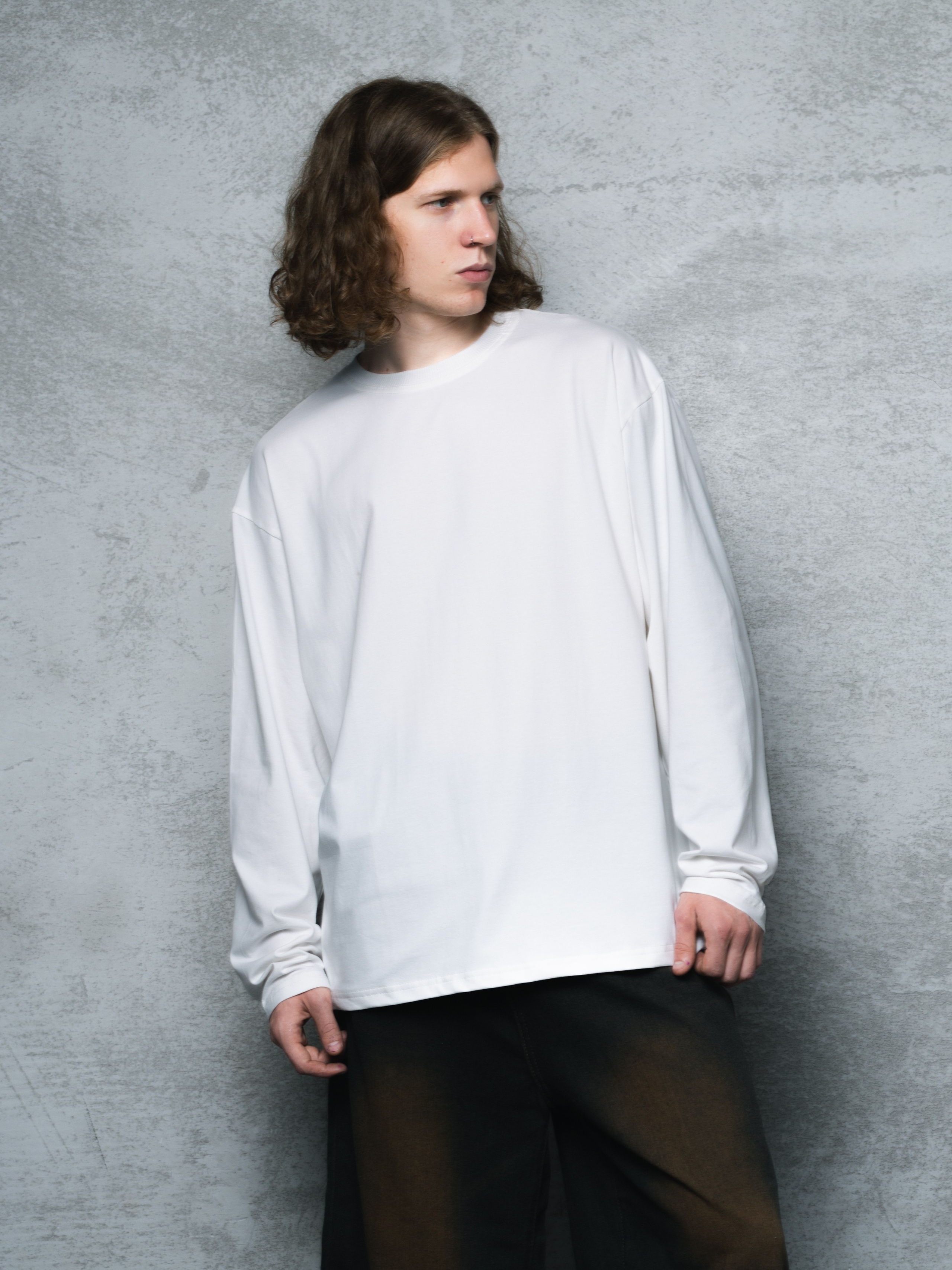 КАТАЛОГ | серый фон. RUNA production — стильные съемки для брендов