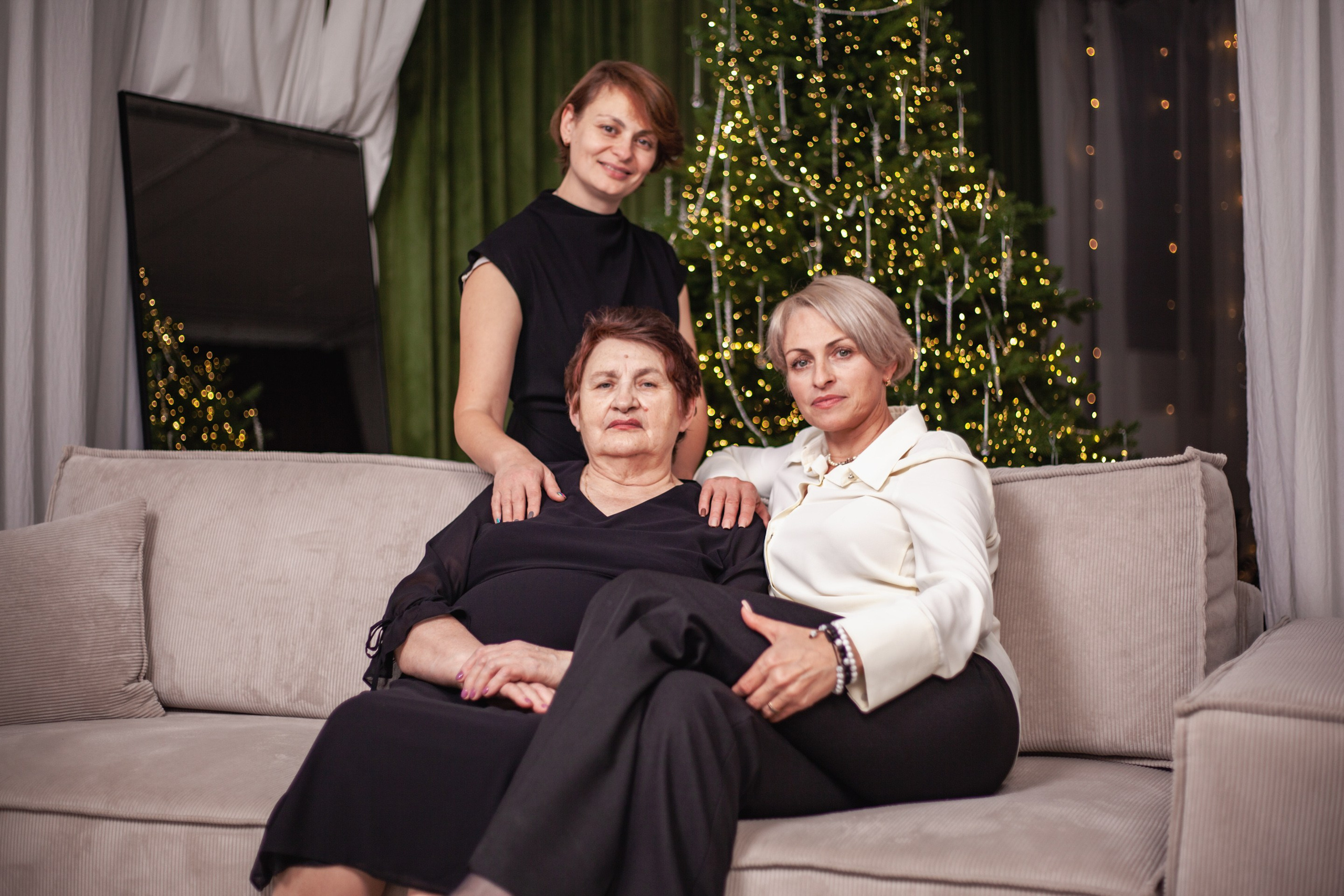 Новогодняя Студия. Уличный фотограф Города N