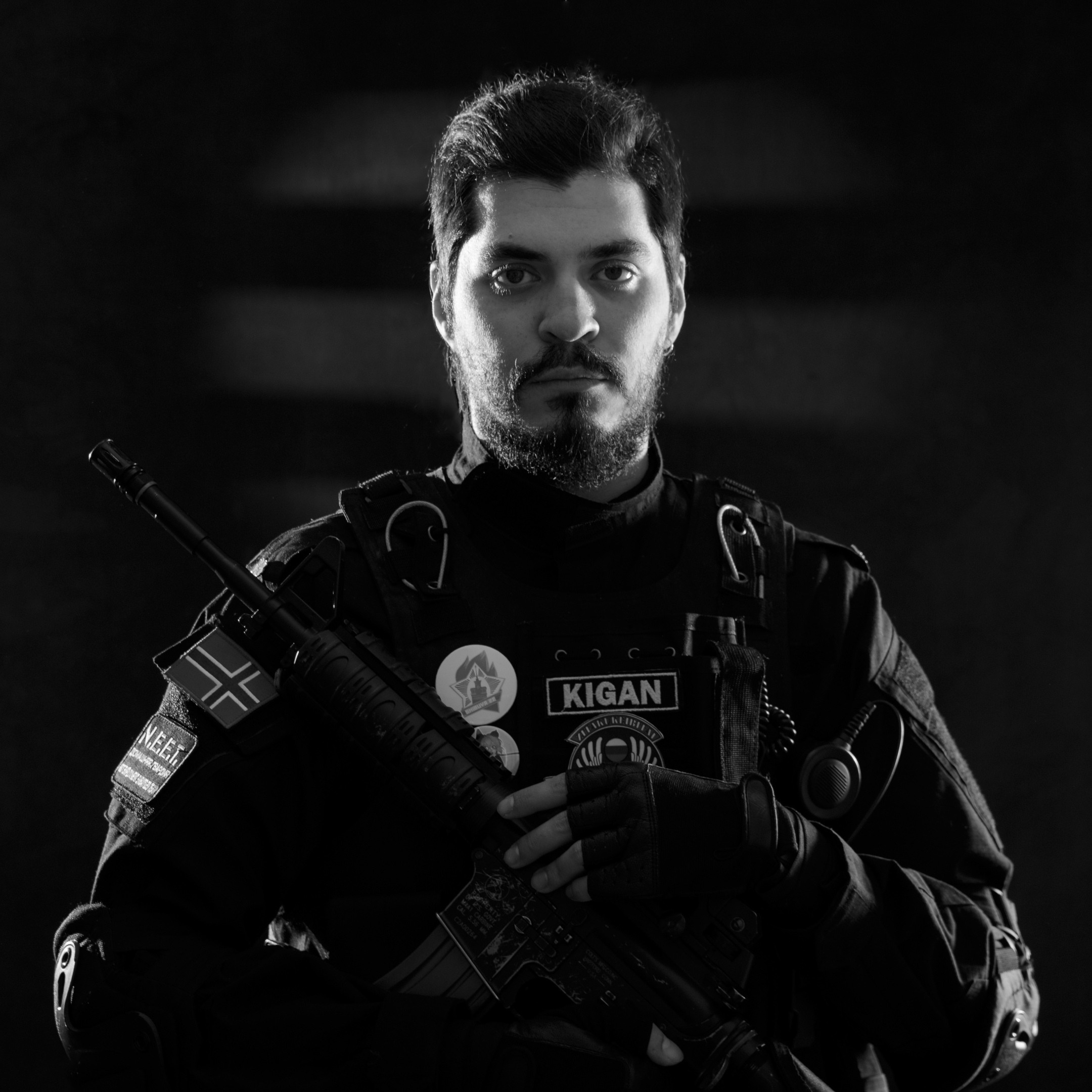 Арт. Антон Ив