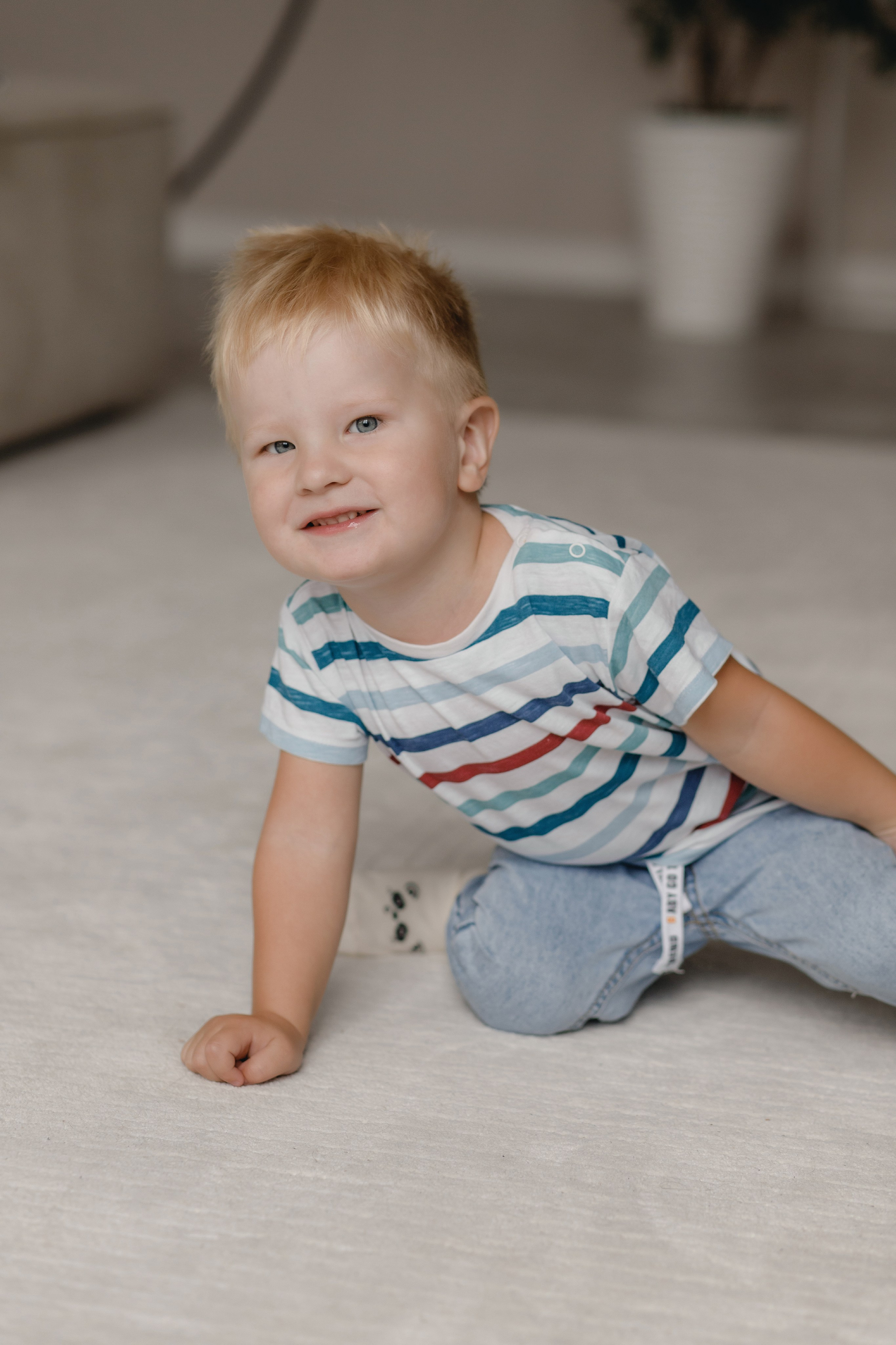 Саша, Оля и Арсений. Главная