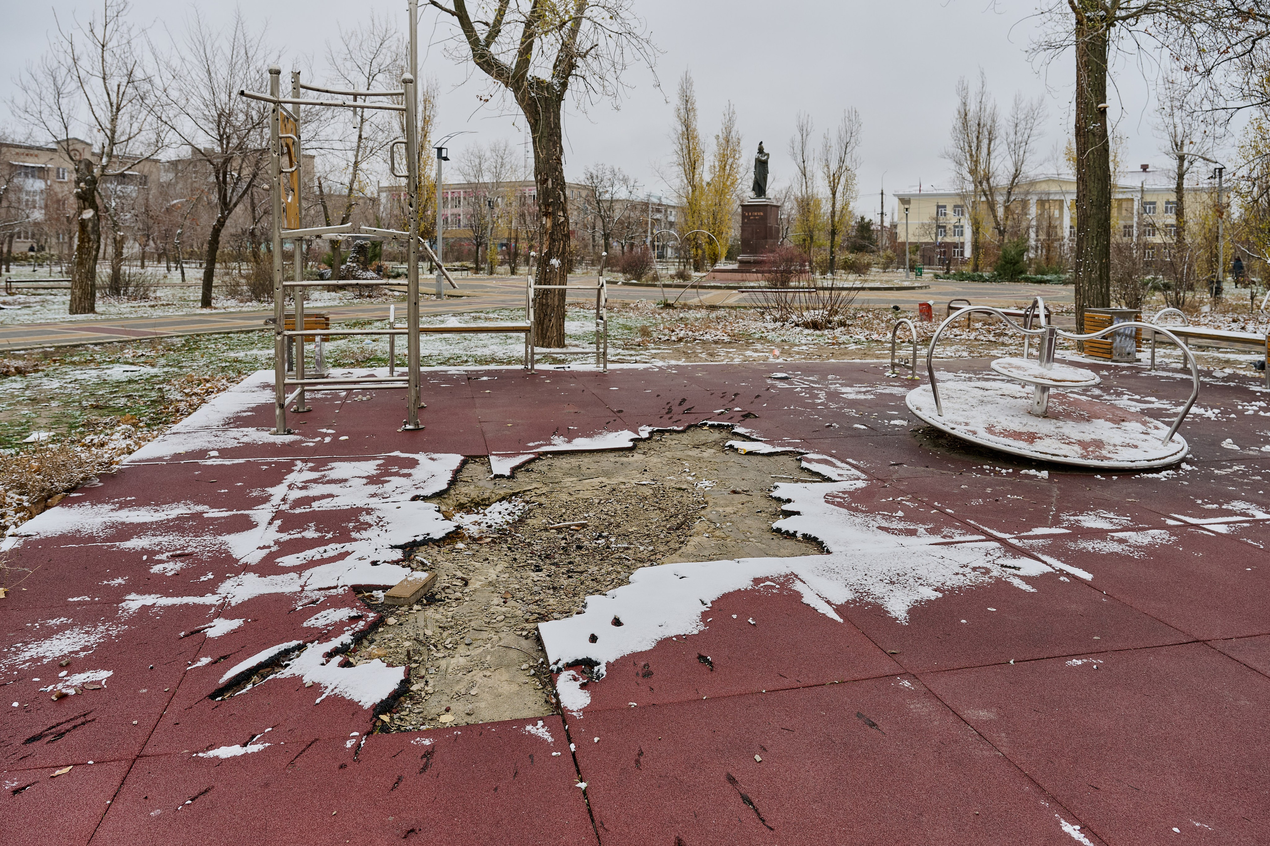 Северодонецк (Луганская область). Декабрь 2024. Фотограф Роман Адлер