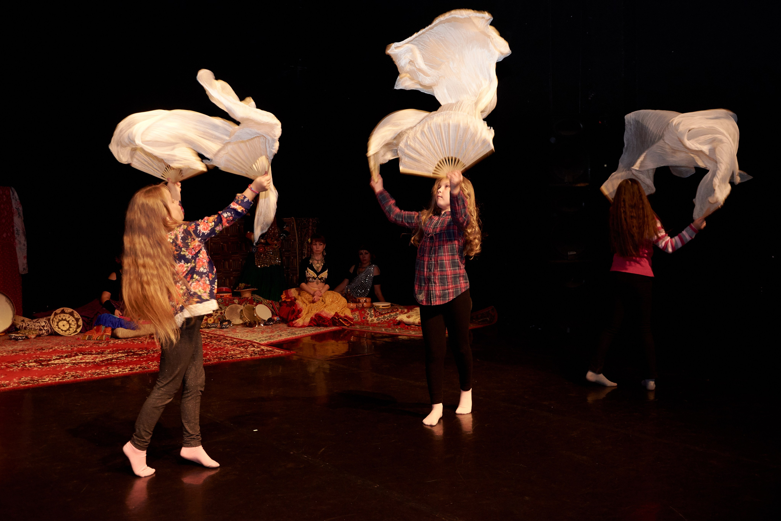 Город танцующего народа. Ольга Чёкотова (Фотограф Кострома)