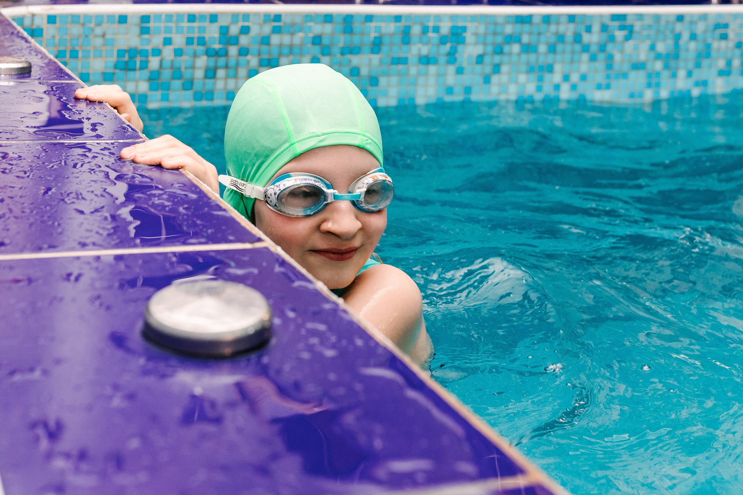 Репортажная съёмка. Дельфиньи игры. Бодибум Пермь. Фотограф Пермь. Свадьбы. Семья и дети, школа, д. сад. Фотокниги