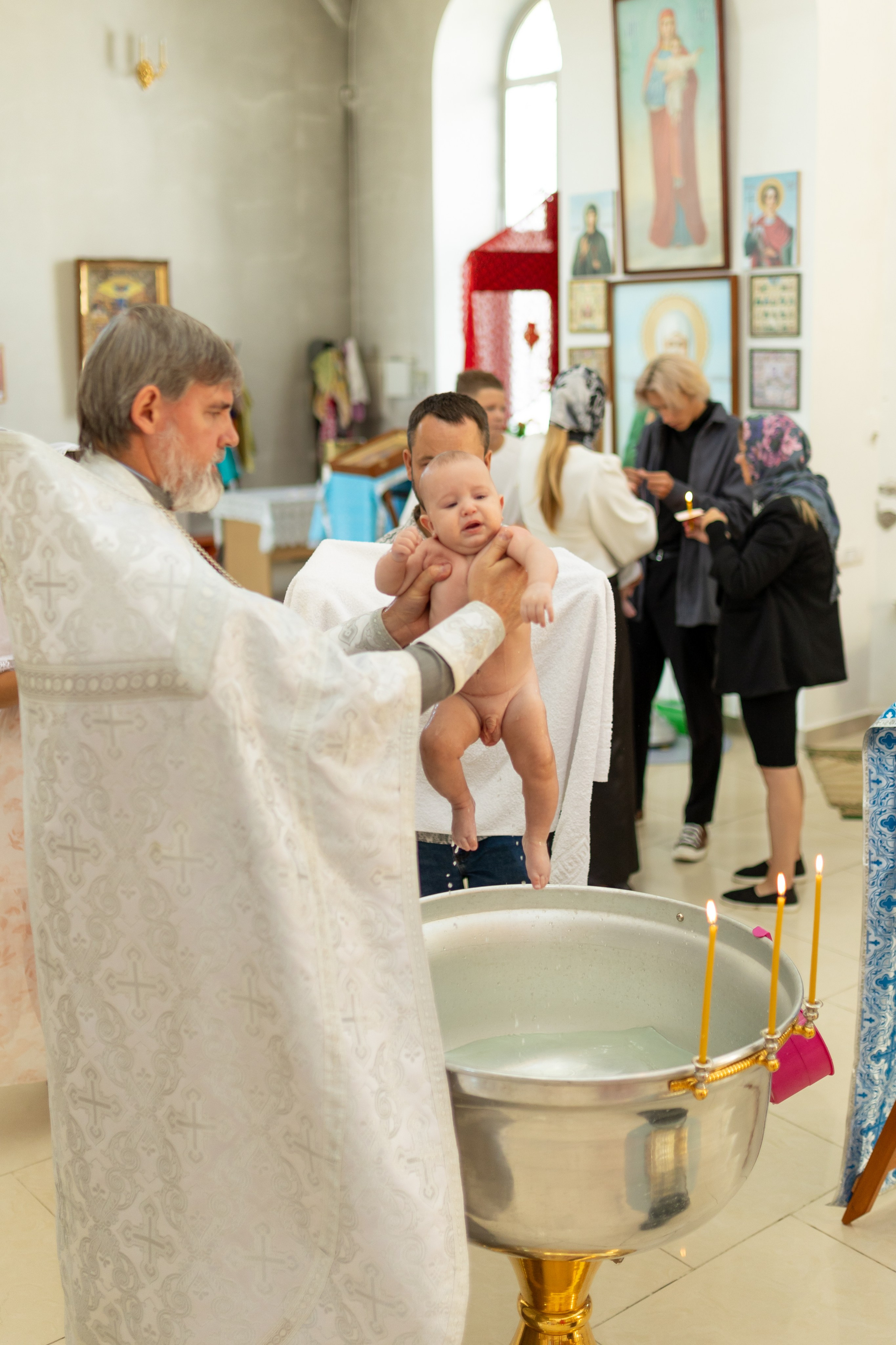 Крещение Артёма (все фото с таинсвта крещения). Фотограф новорожденных. Детский и семейный фотограф Марьяна Юдина