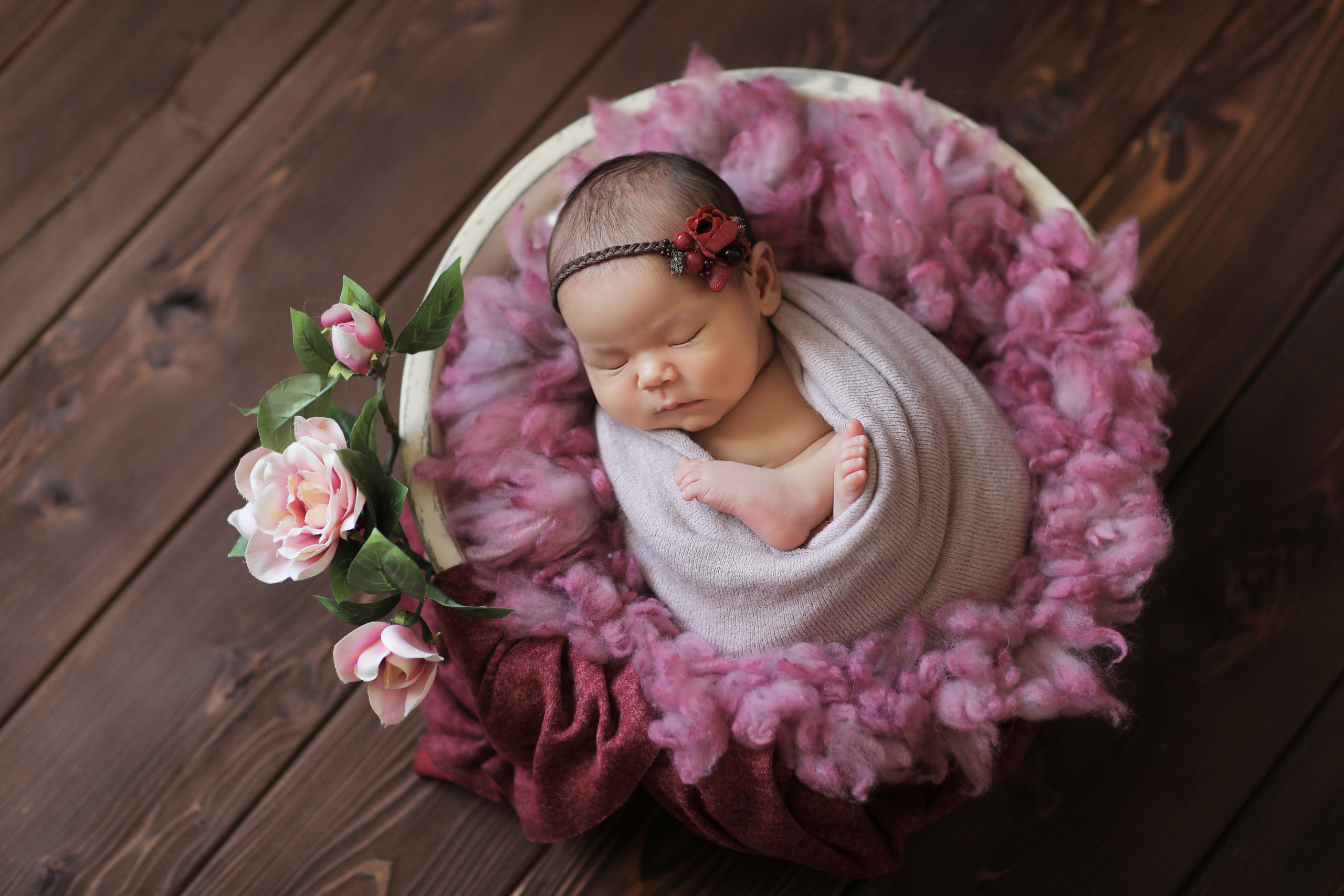 PH @anna_molodykh_newborn.almaty. Retoucher Aleksmokh