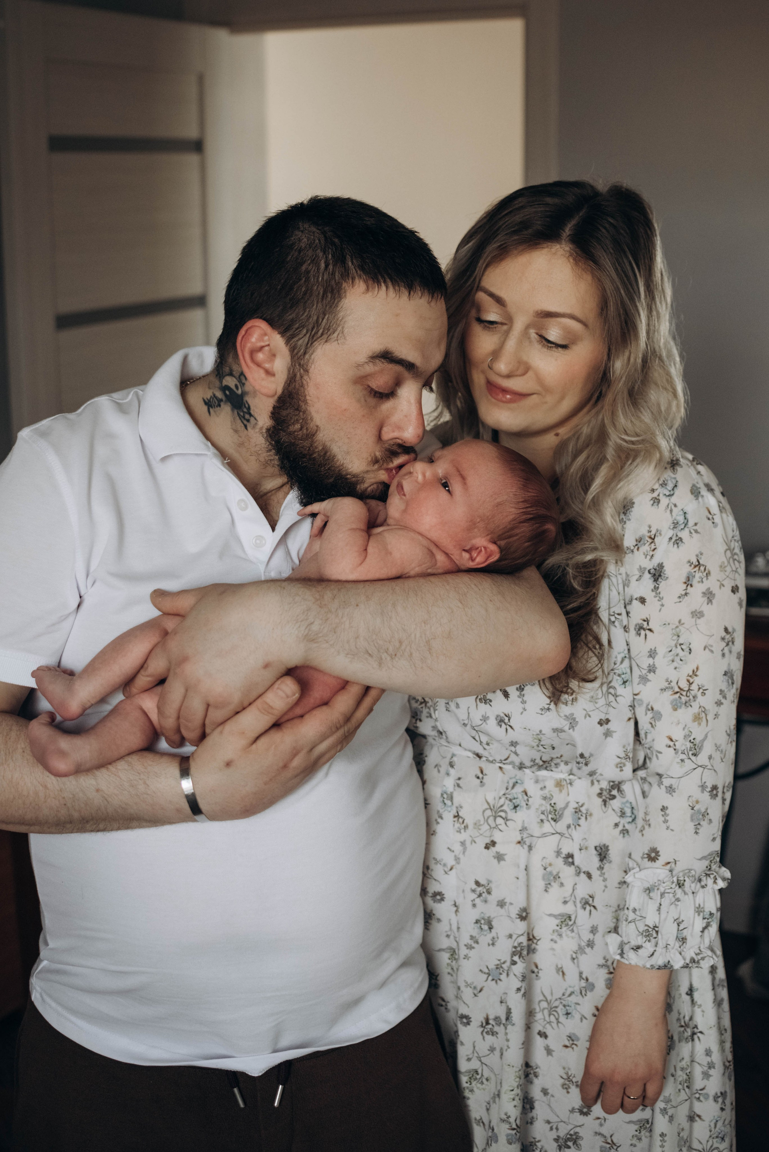 Большое маленькое чудо. Домашняя съемка новорожденного. Семейный фотограф в Железнодорожном Масаева Елена