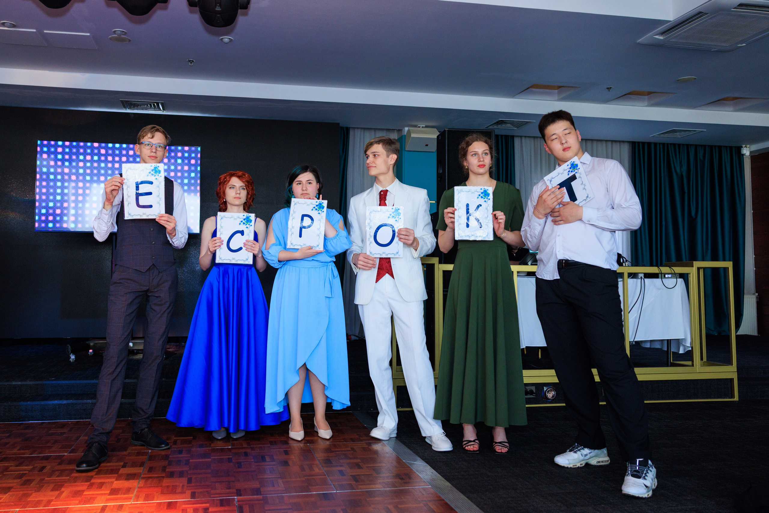 Выпускной лицея 244. Фотограф Александр Заломаев