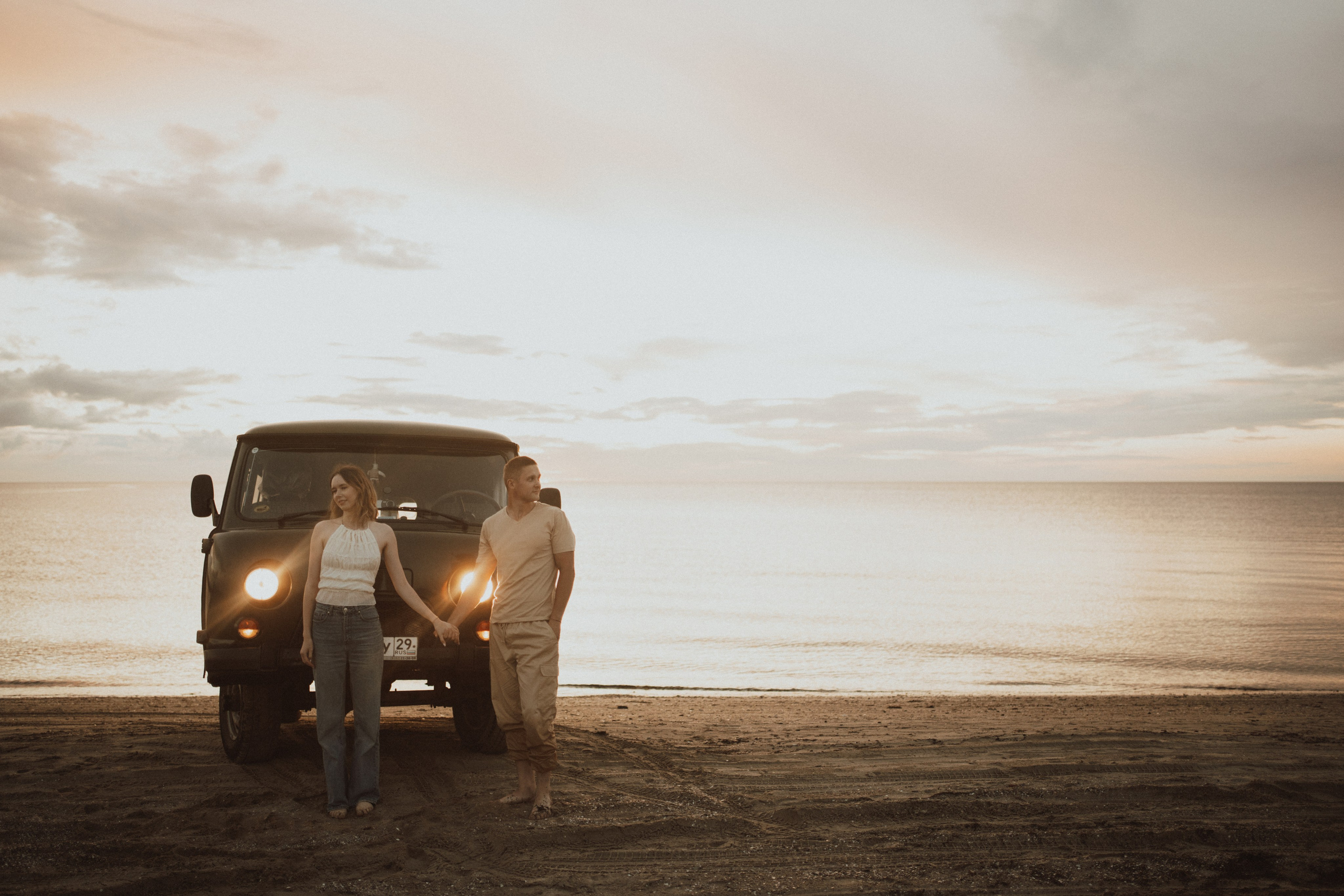 [… Sasha, Tosha and UAZ]. Фотограф в Архангельске