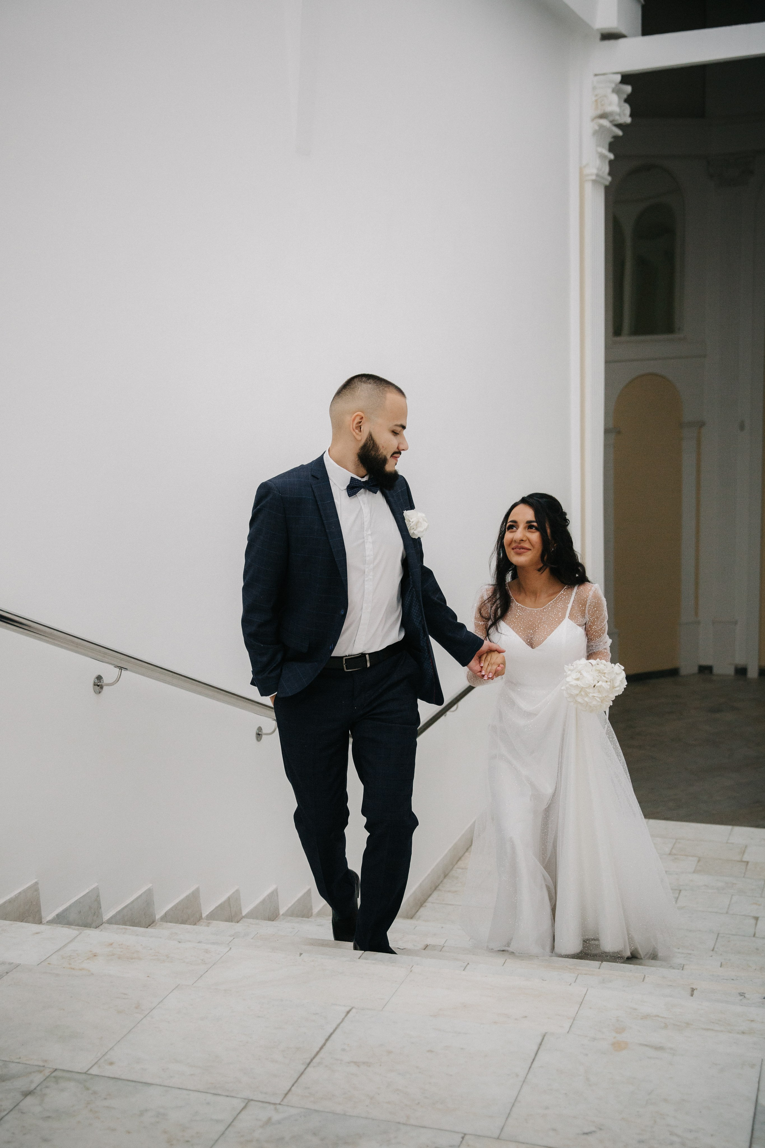 ВЫБОРГСКИЙ ЗАГС | июль, центр. Свадебный фотограф в Санкт-Петербурге Полина Корзухина