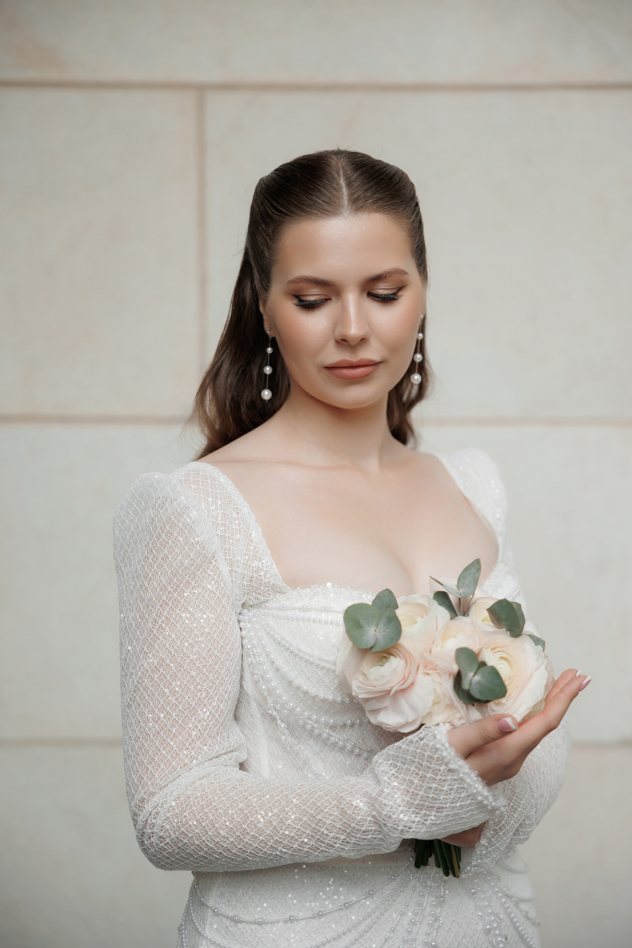 Фотосессия у Пушкинского музей. Свадебный и репортажный фотограф (Москва, Королев и другие)