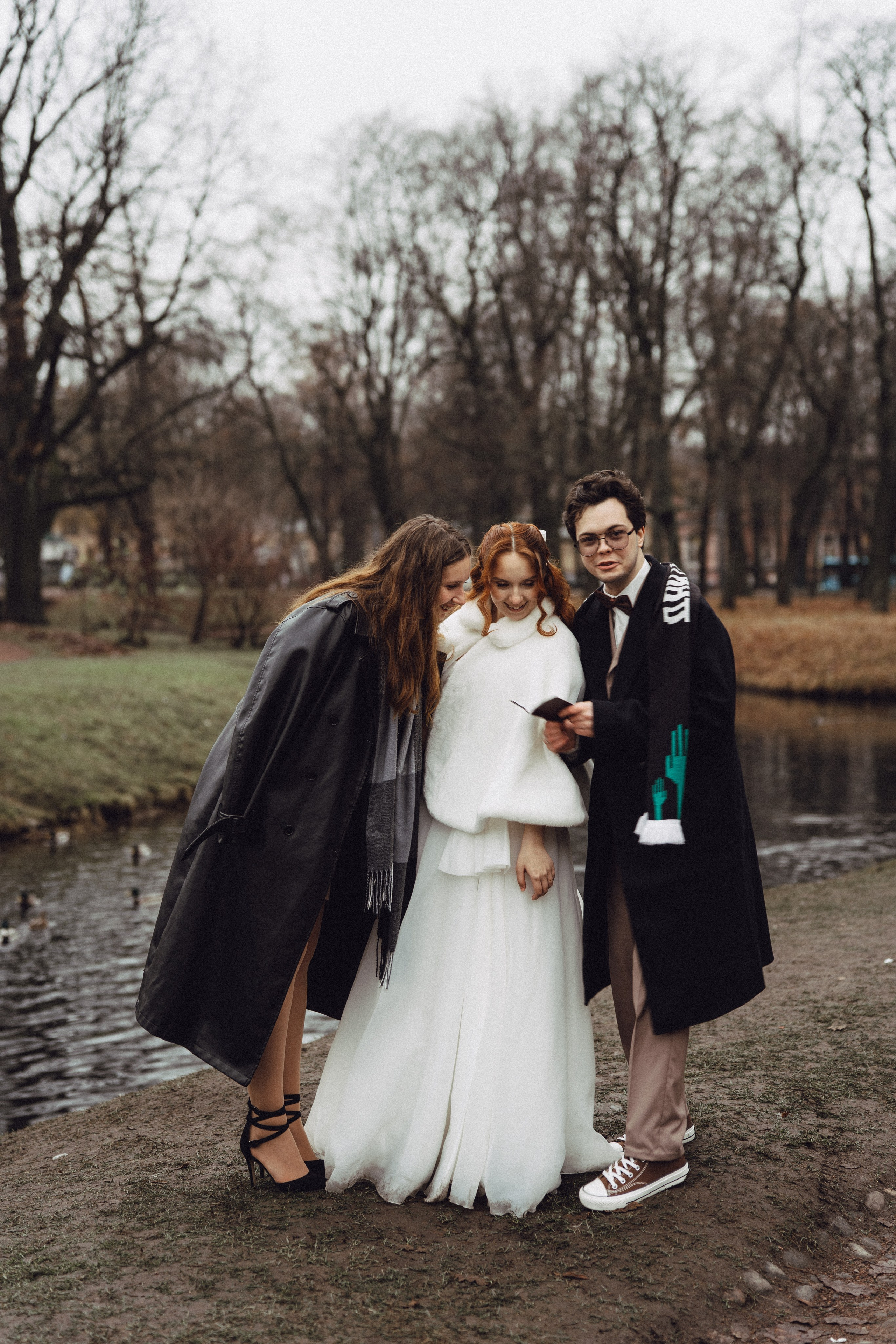 СВАДЕБНАЯ СЬЕМКА ВО ВТОРОМ ДВОРЦЕ С ГОСТЯМИ И ПРОГУЛКА В ТАВРИЧЕСКОМ САДУ. Профессиональный фотограф, Санкт-Петербург — Виктория Богомолова