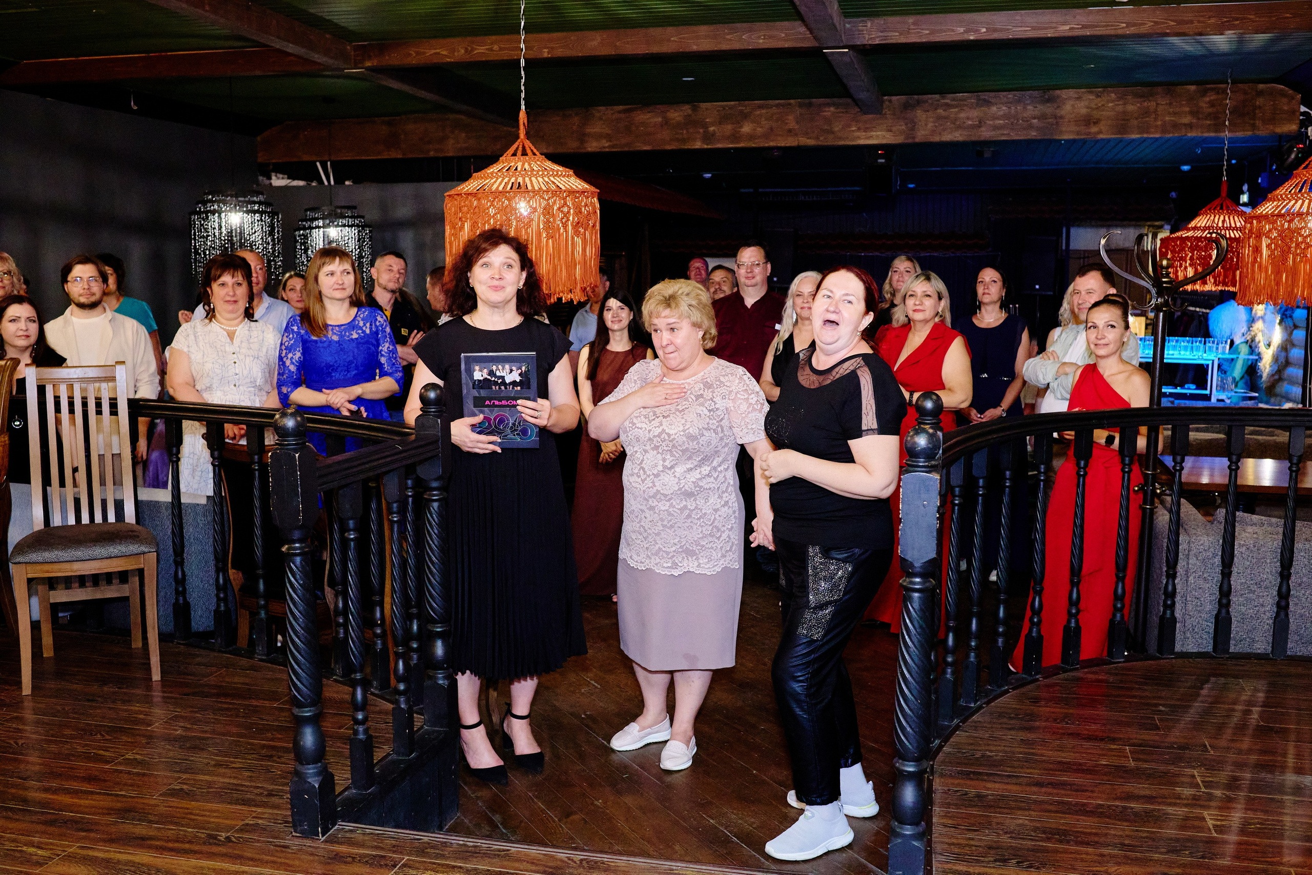 Выпускной 35 Сош. Фотограф Выпускные альбомы Таганрог Сергей Коробченко