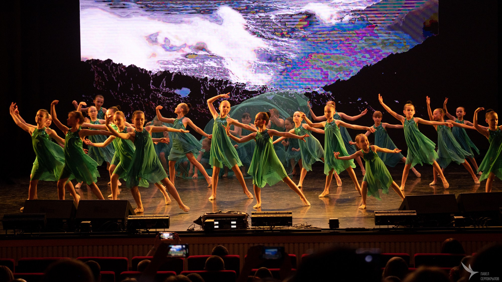 Отчетный концерт школы танцев «Танцевальный островок». Репортажный фотограф в Казани Павел Серпокрылов