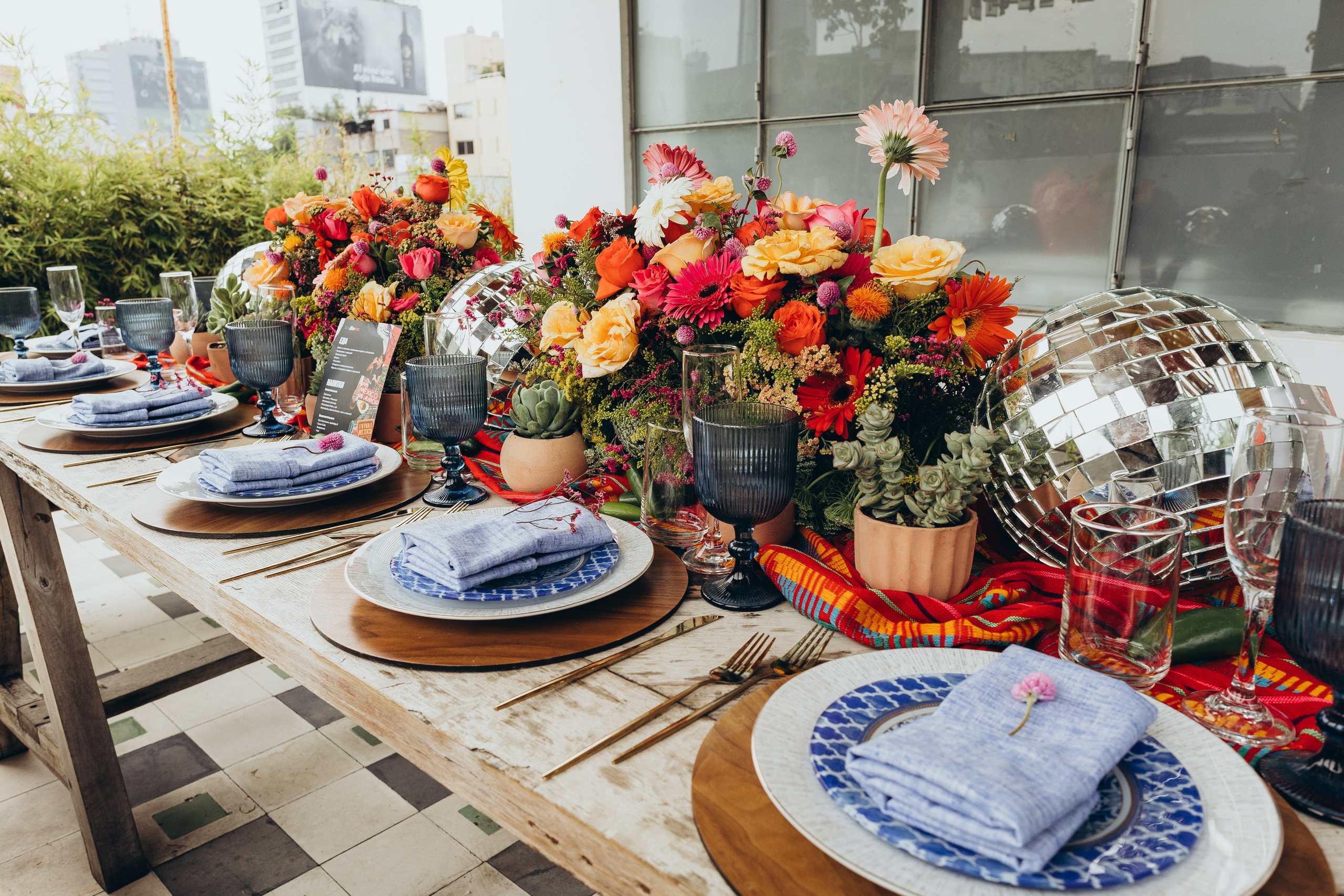 Office inauguration in Mexico City BetBoom. Irina Krokhaleva. Family & couple photographer in Yekaterinburg, Russia